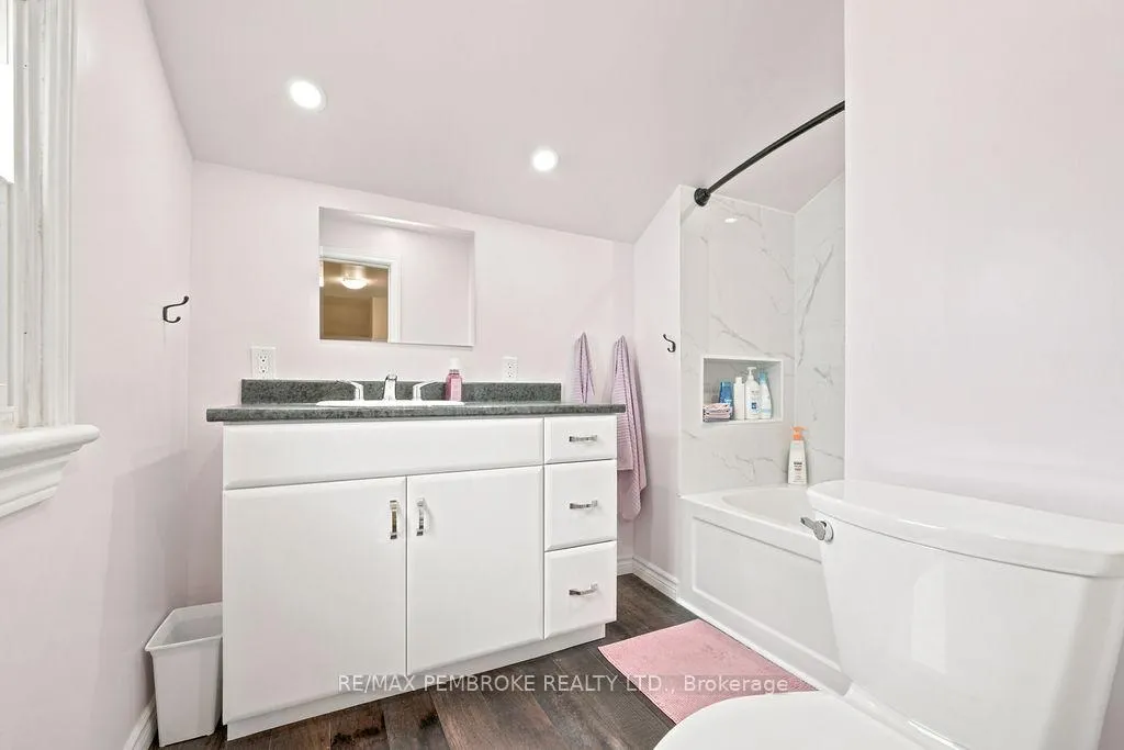 Photo 29 of 400 Murray Street, Pembroke, Pembroke — HOMEH