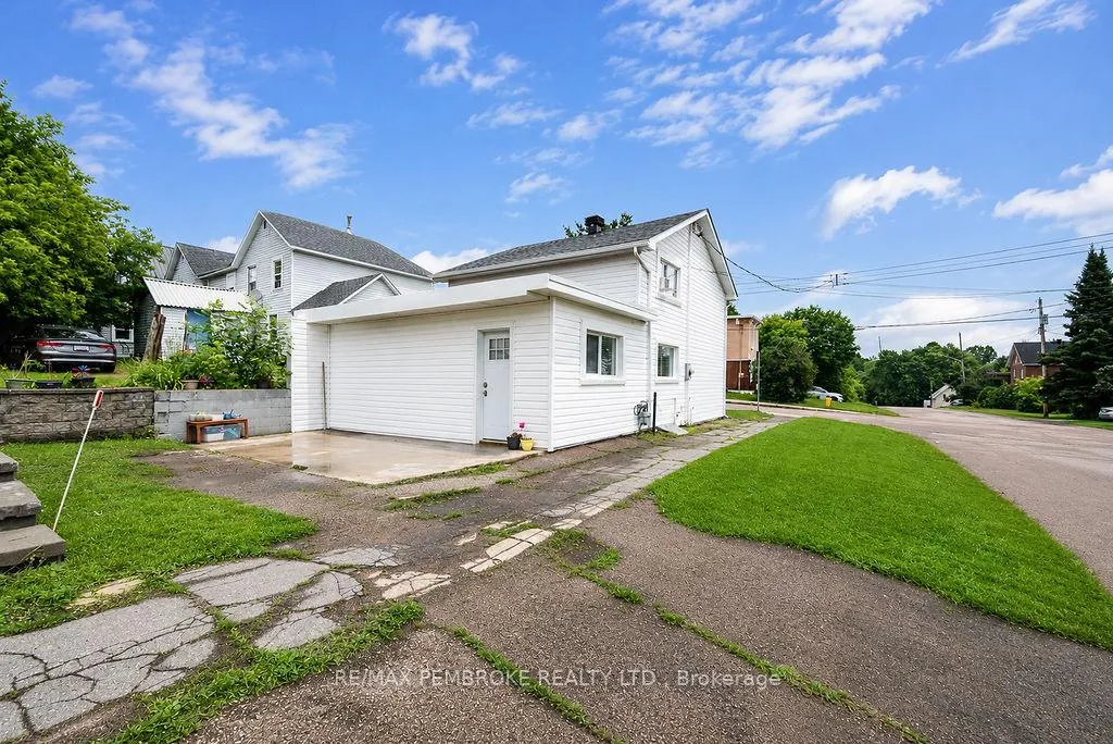Photo 37 of 400 Murray Street, Pembroke, Pembroke — HOMEH