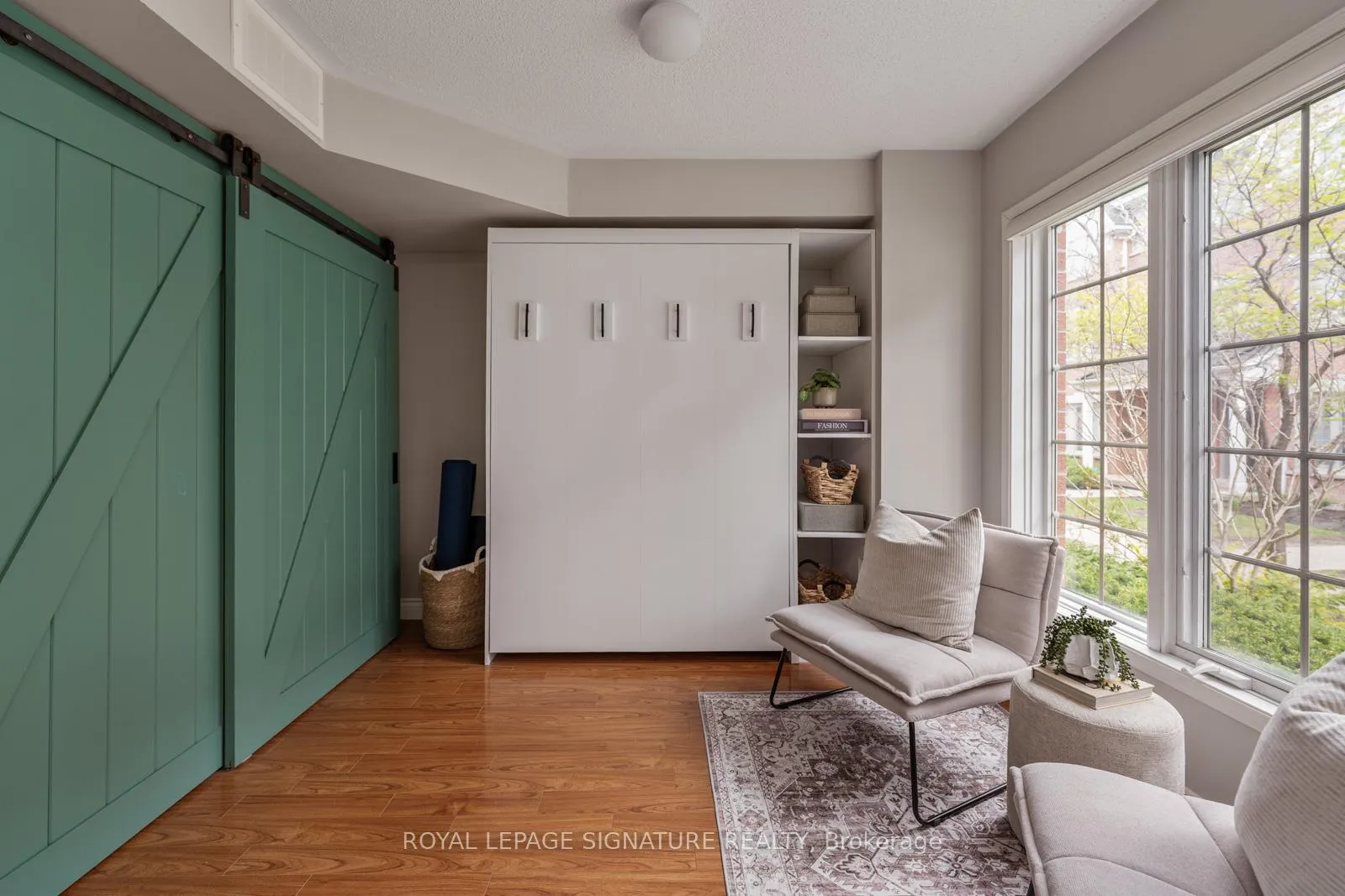 Photo 4 of Unit 4, 191 Twelfth Street, Etobicoke, New Toronto — HOMEH
