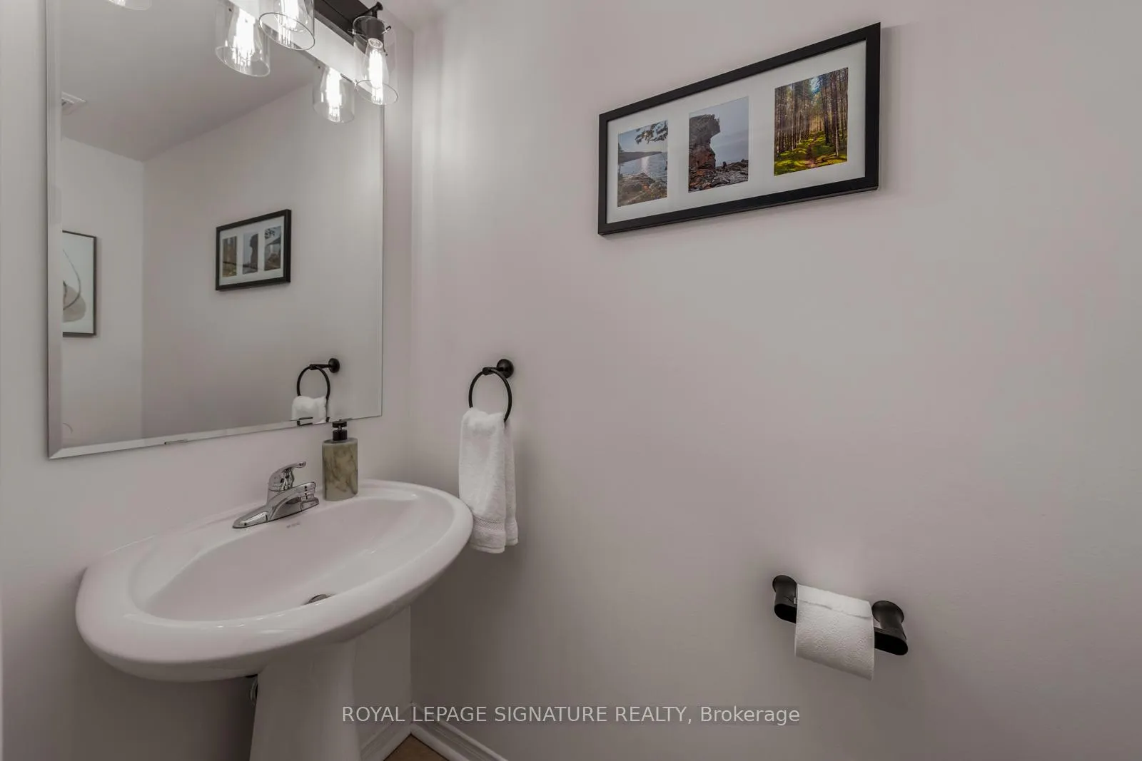 Photo 13 of Unit 4, 191 Twelfth Street, Etobicoke, New Toronto — HOMEH