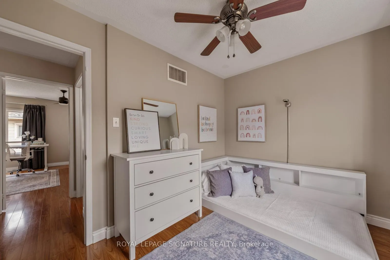 Photo 20 of Unit 4, 191 Twelfth Street, Etobicoke, New Toronto — HOMEH