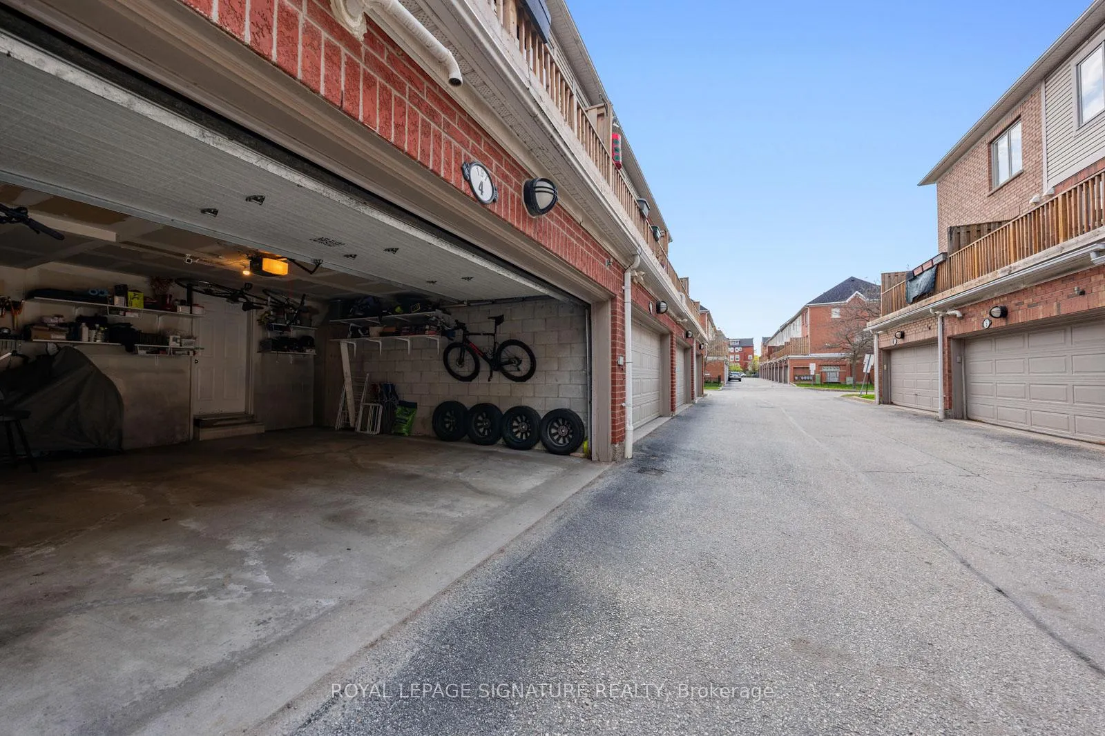 Photo 24 of Unit 4, 191 Twelfth Street, Etobicoke, New Toronto — HOMEH