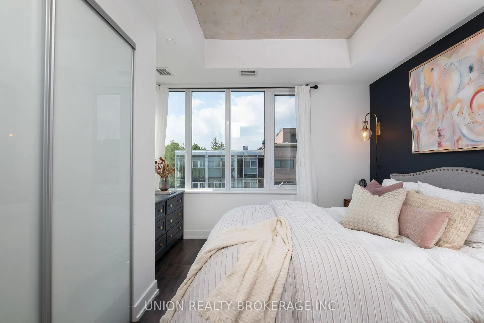 Photo 21 of Unit 503, 665 Kingston Road, Toronto, The Beaches — HOMEH
