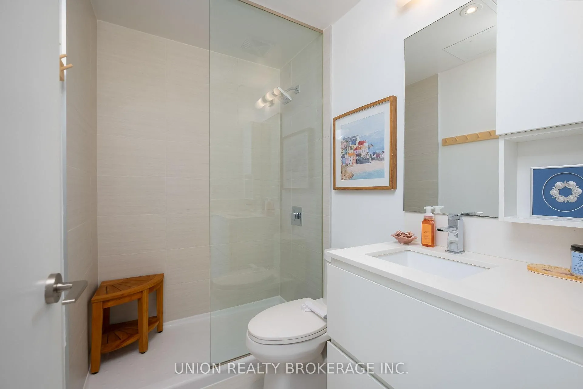 Photo 23 of Unit 503, 665 Kingston Road, Toronto, The Beaches — HOMEH