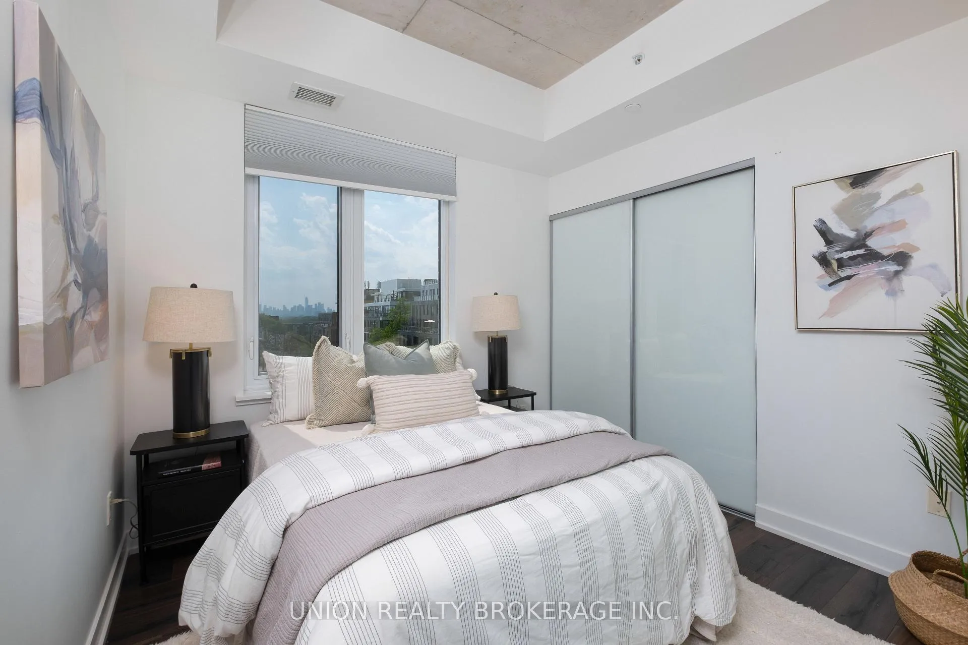 Photo 24 of Unit 503, 665 Kingston Road, Toronto, The Beaches — HOMEH