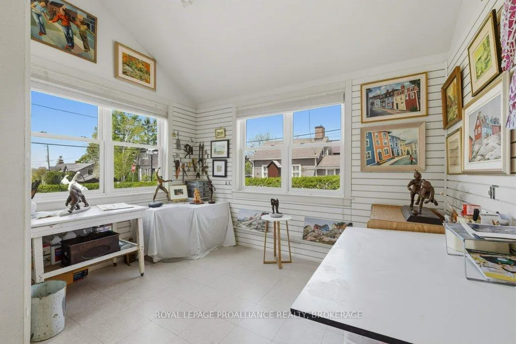 Photo 22 of 10 Drummond Street, Kingston, Kingston East (Incl CFB Kingston) — HOMEH