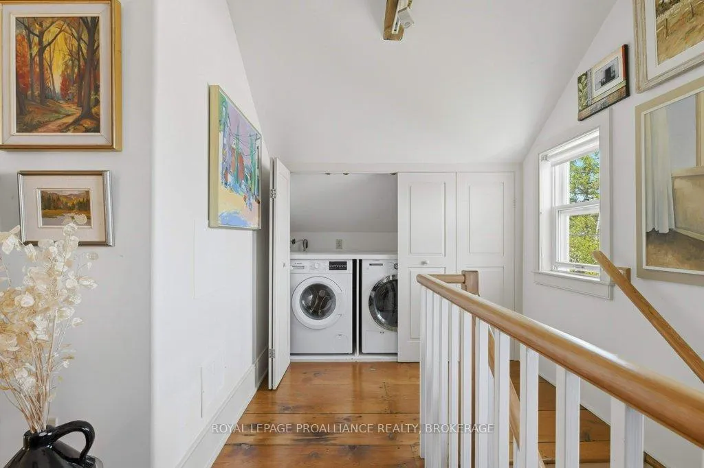 Photo 24 of 10 Drummond Street, Kingston, Kingston East (Incl CFB Kingston) — HOMEH