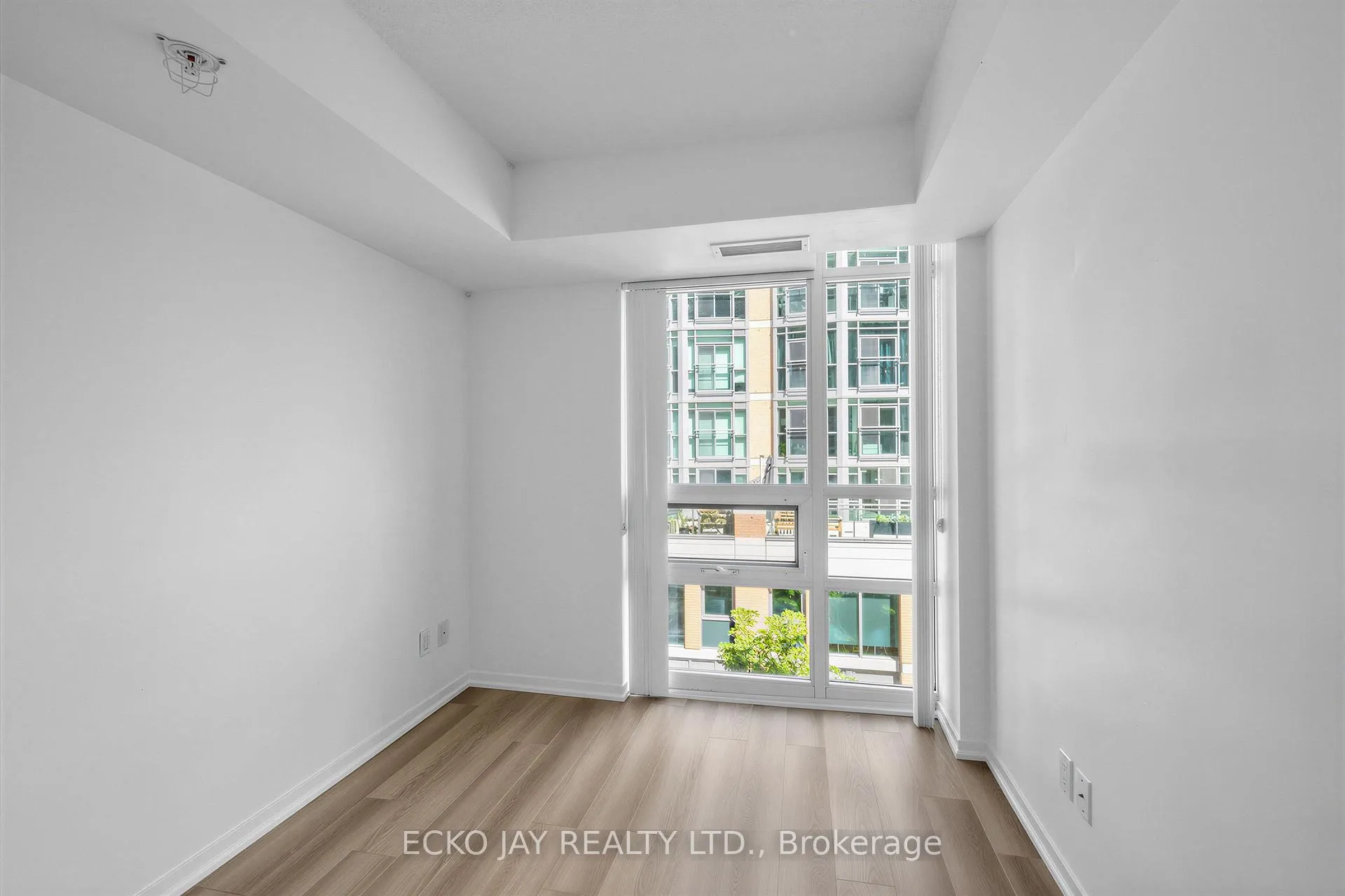 Photo 13 of Unit 528, 68 Abell Street, Toronto, Little Portugal — HOMEH