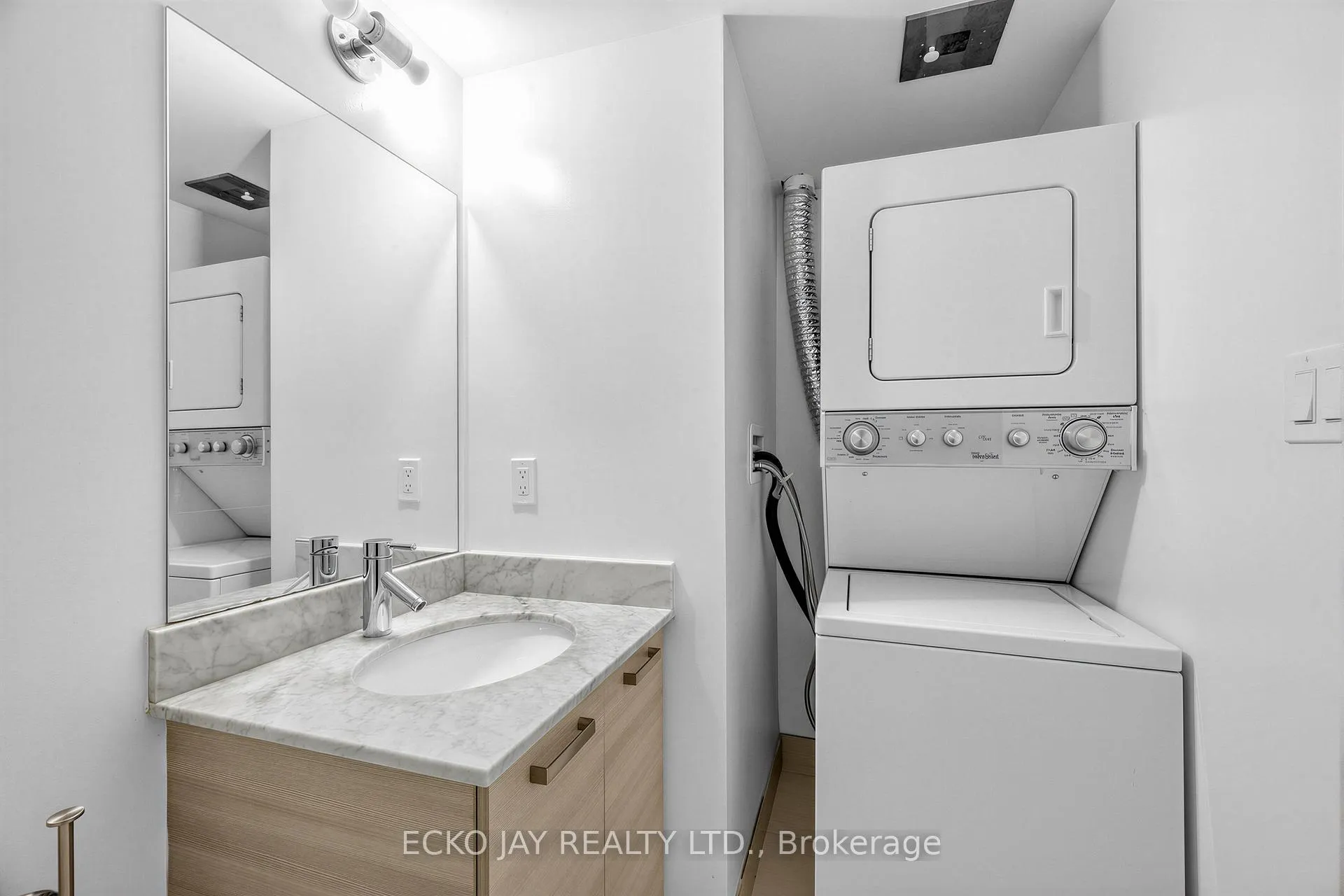 Photo 15 of Unit 528, 68 Abell Street, Toronto, Little Portugal — HOMEH