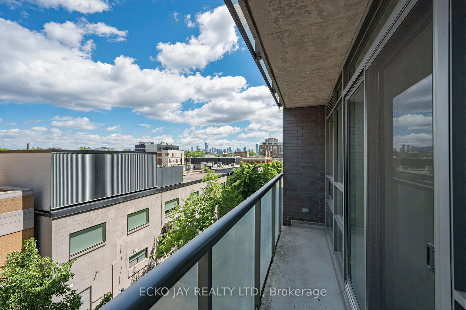 Photo 17 of Unit 528, 68 Abell Street, Toronto, Little Portugal — HOMEH
