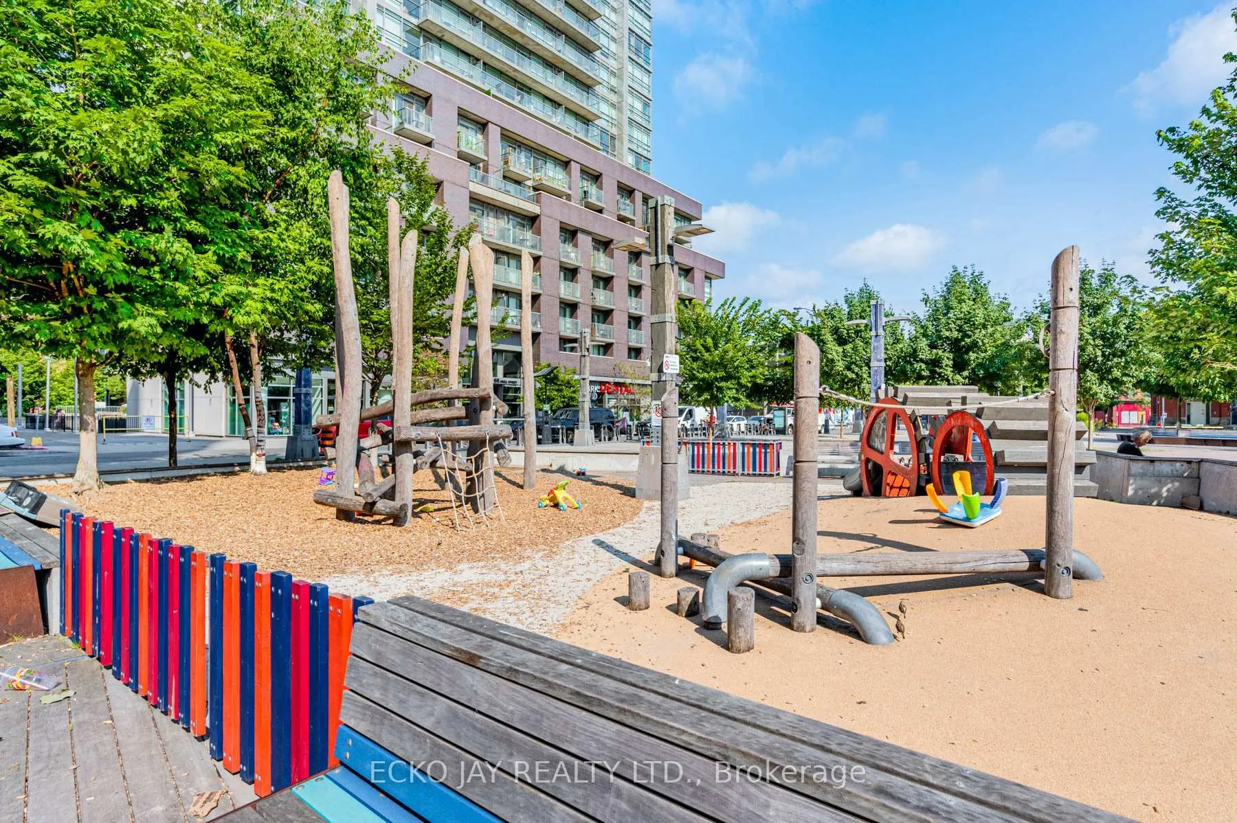 Photo 22 of Unit 528, 68 Abell Street, Toronto, Little Portugal — HOMEH
