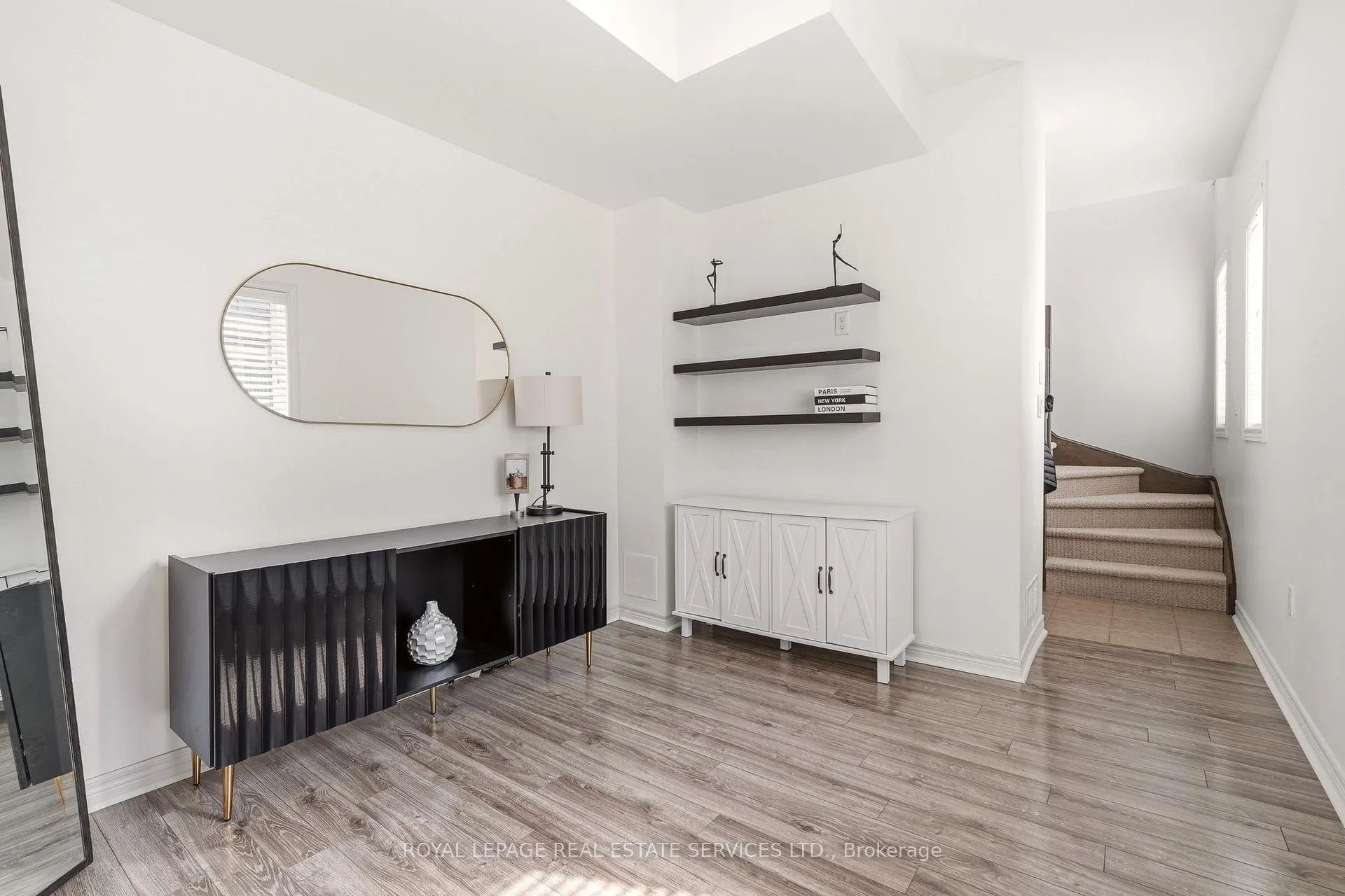 Photo 5 of Unit 39, 310 Fall Fair Way, Hamilton, Binbrook — HOMEH