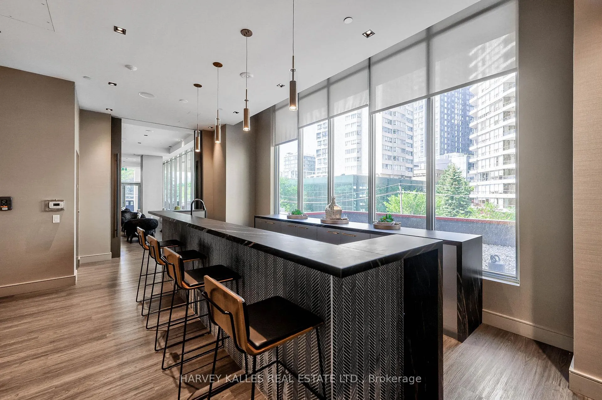 Photo 37 of Unit 2217, 50 Dunfield Avenue, Toronto, Mount Pleasant West — HOMEH