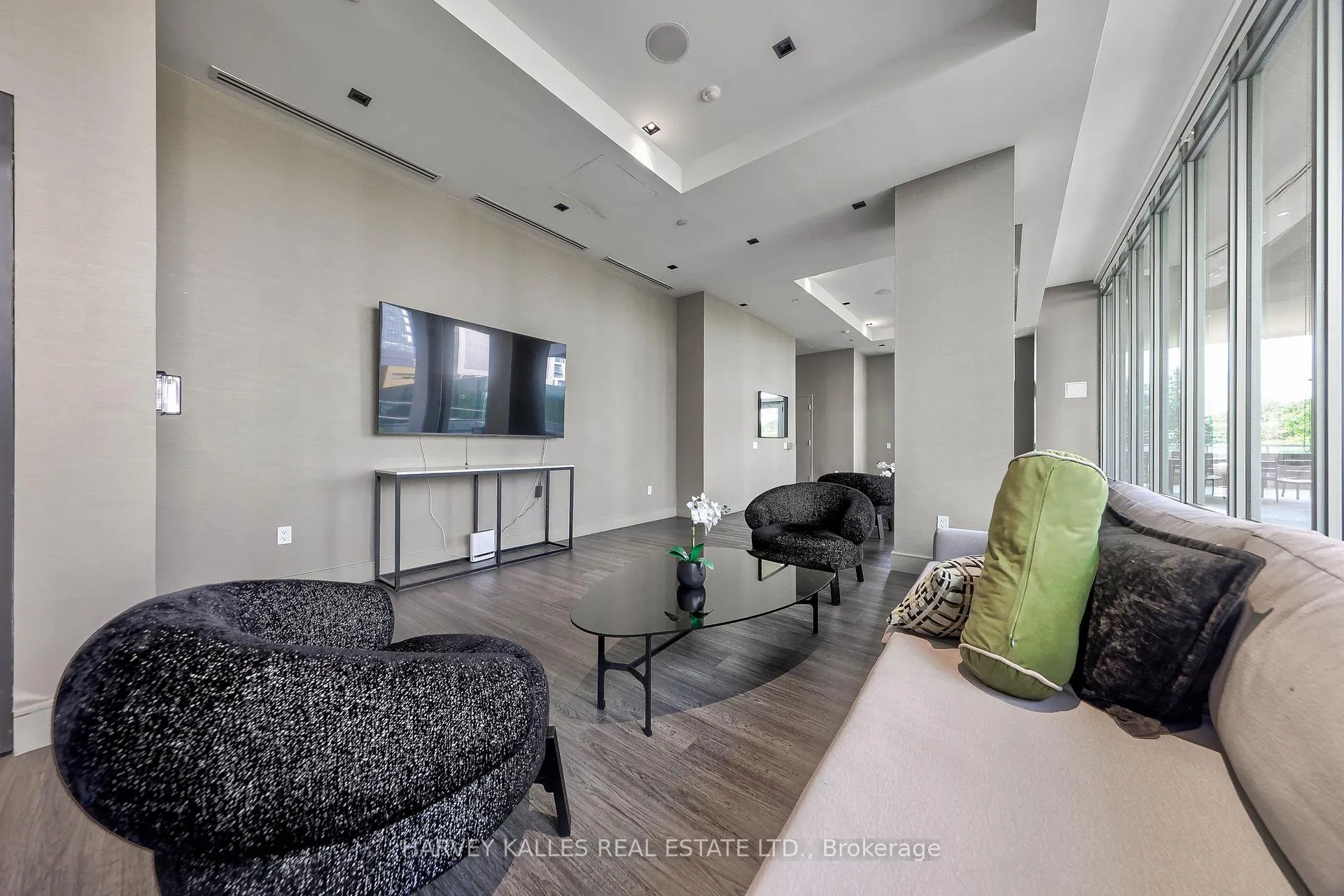 Photo 39 of Unit 2217, 50 Dunfield Avenue, Toronto, Mount Pleasant West — HOMEH