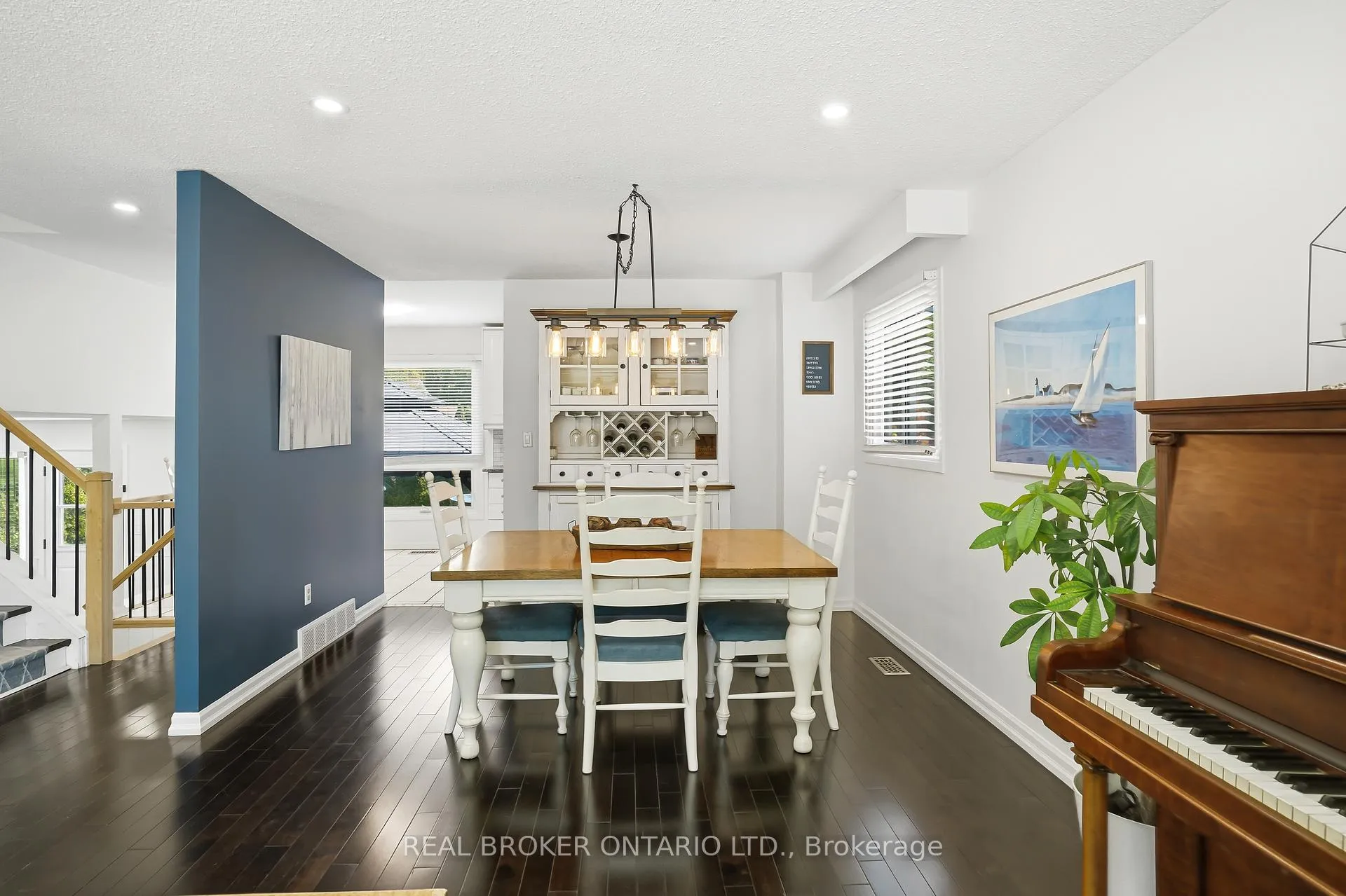 Photo 16 of 7 Fairington Crescent, St. Catharines, Lakeshore — HOMEH