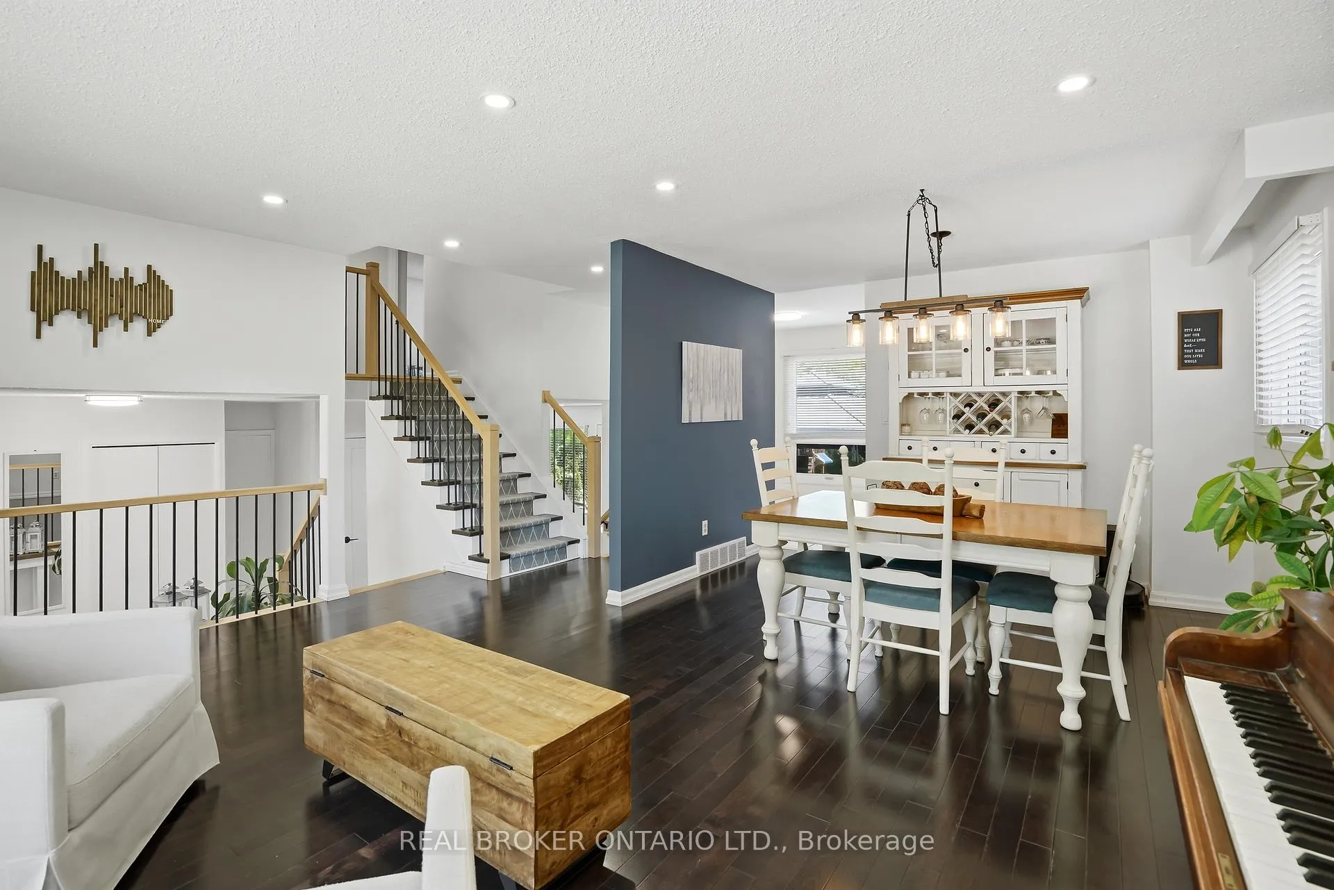 Photo 19 of 7 Fairington Crescent, St. Catharines, Lakeshore — HOMEH