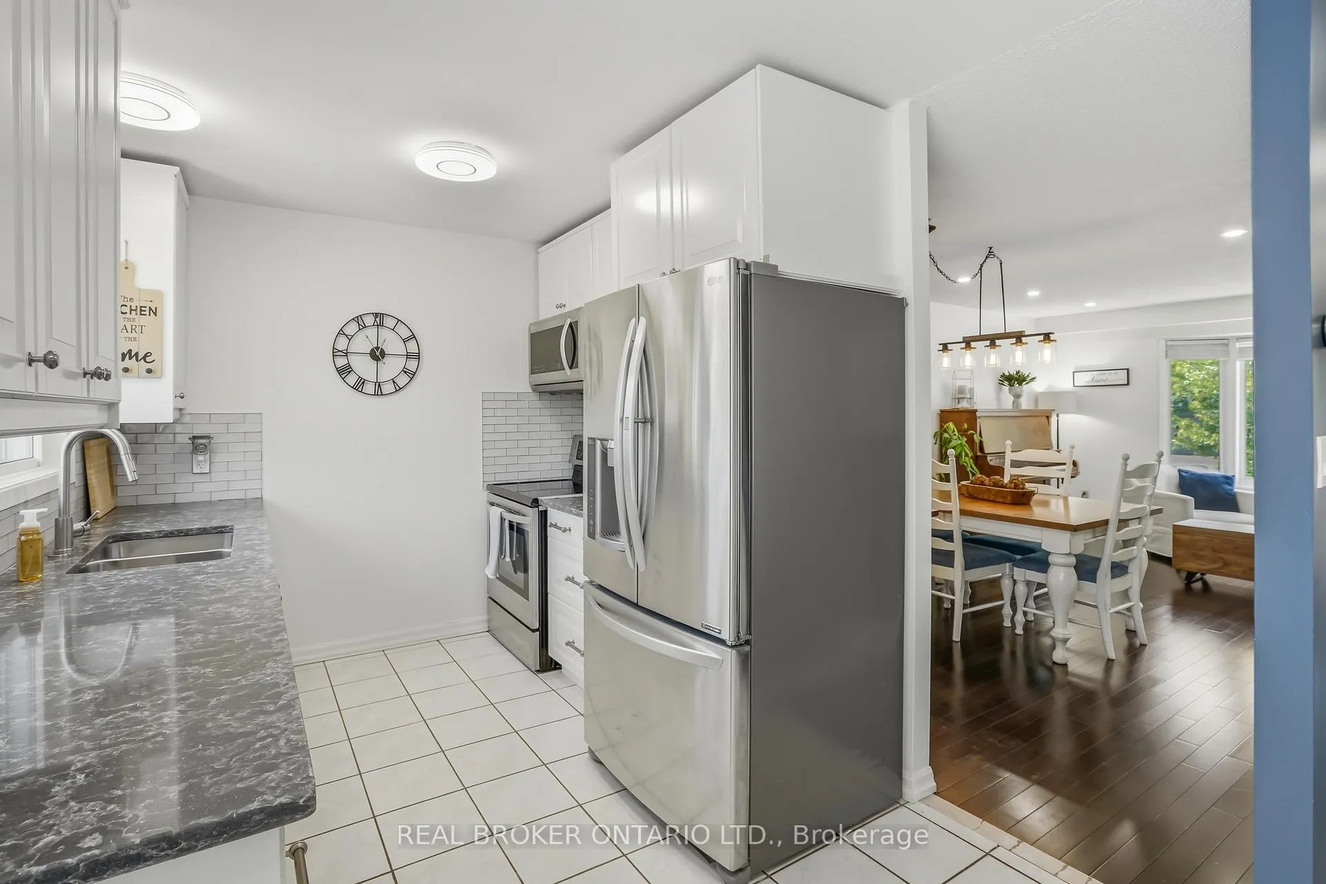 Photo 21 of 7 Fairington Crescent, St. Catharines, Lakeshore — HOMEH