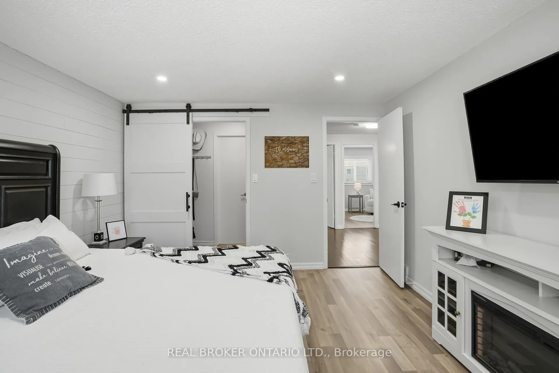 Photo 30 of 7 Fairington Crescent, St. Catharines, Lakeshore — HOMEH