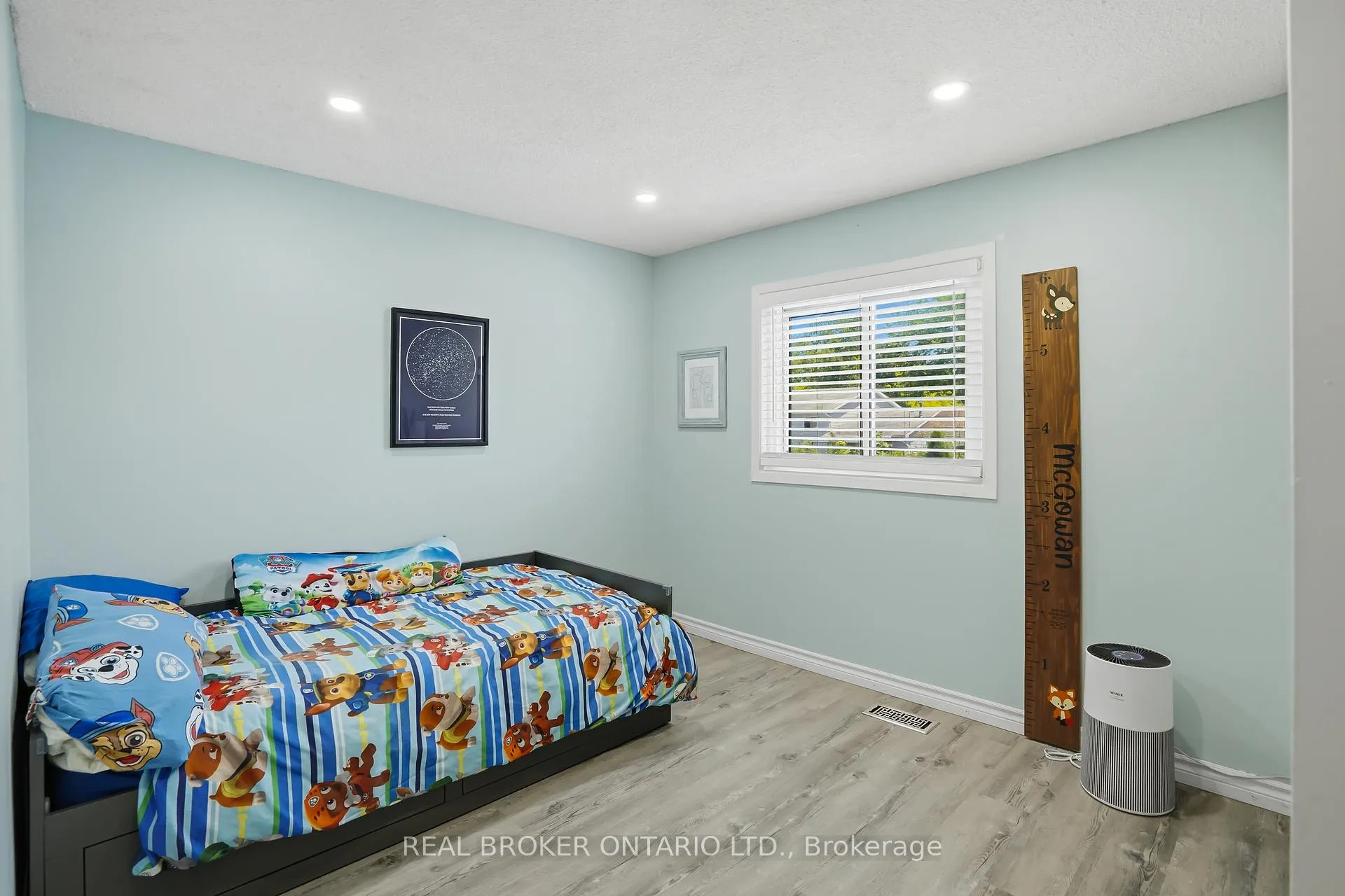 Photo 32 of 7 Fairington Crescent, St. Catharines, Lakeshore — HOMEH