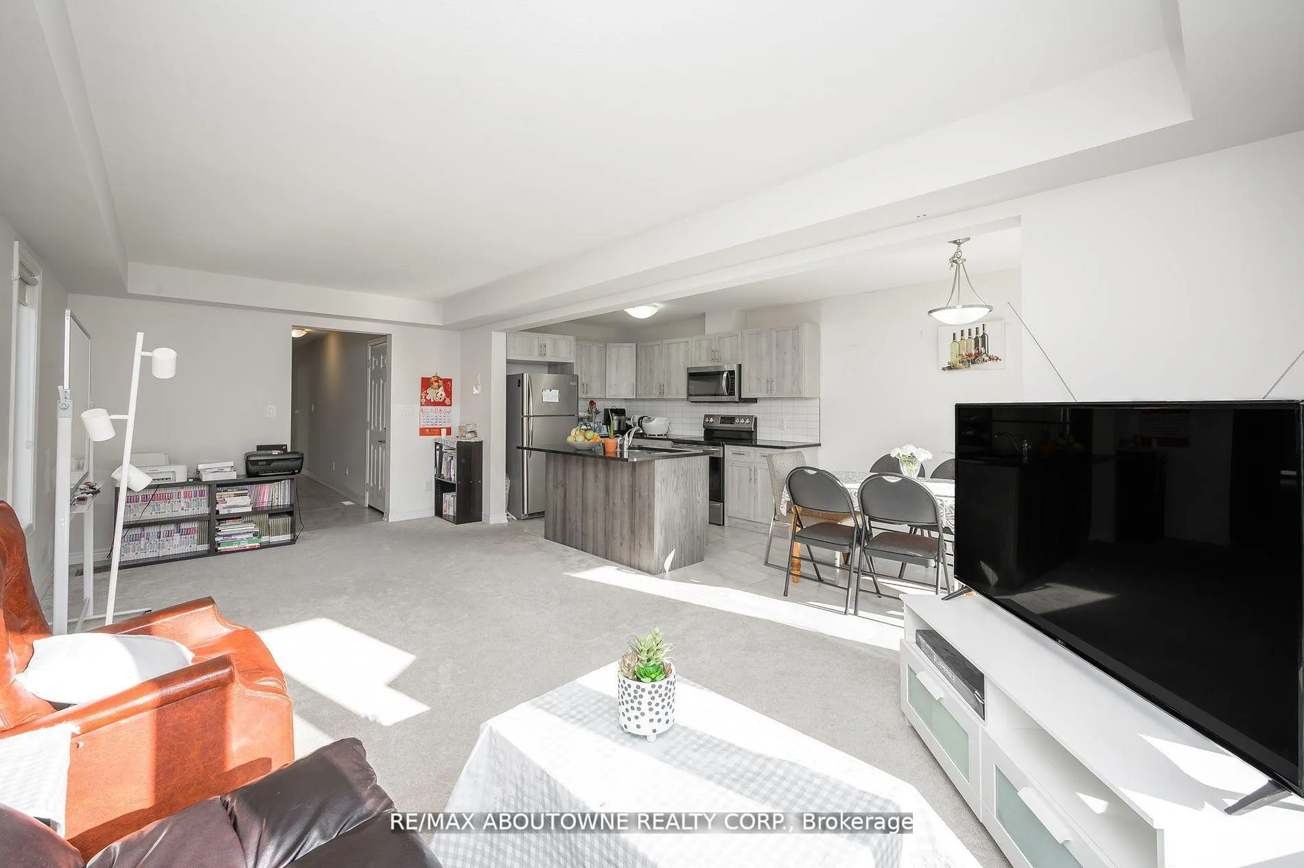 Photo 7 of 93 Heron Street, Welland, Coyle Creek — HOMEH