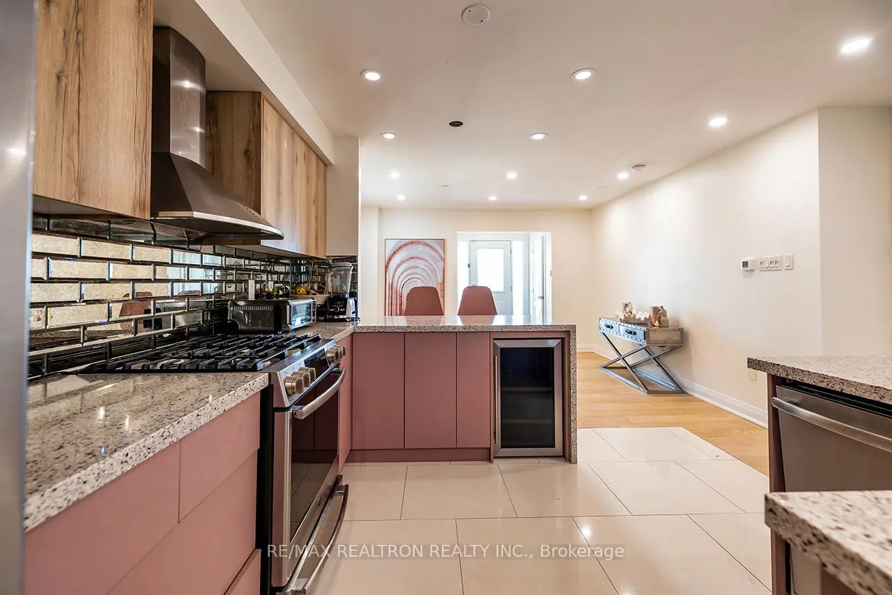 Photo 11 of Unit Upper, 14 Styles Crescent, Ajax, Northeast Ajax — HOMEH