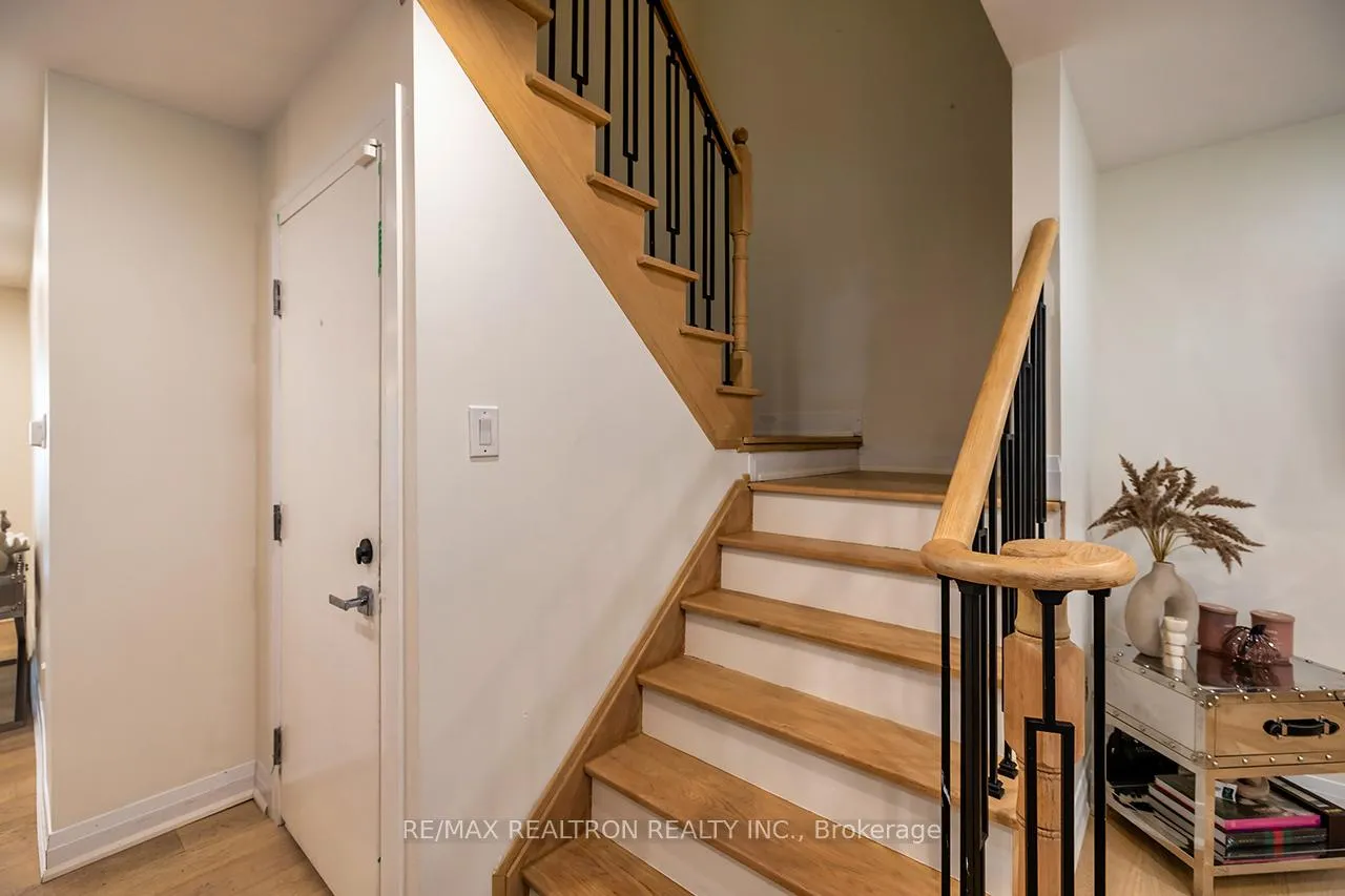Photo 16 of Unit Upper, 14 Styles Crescent, Ajax, Northeast Ajax — HOMEH