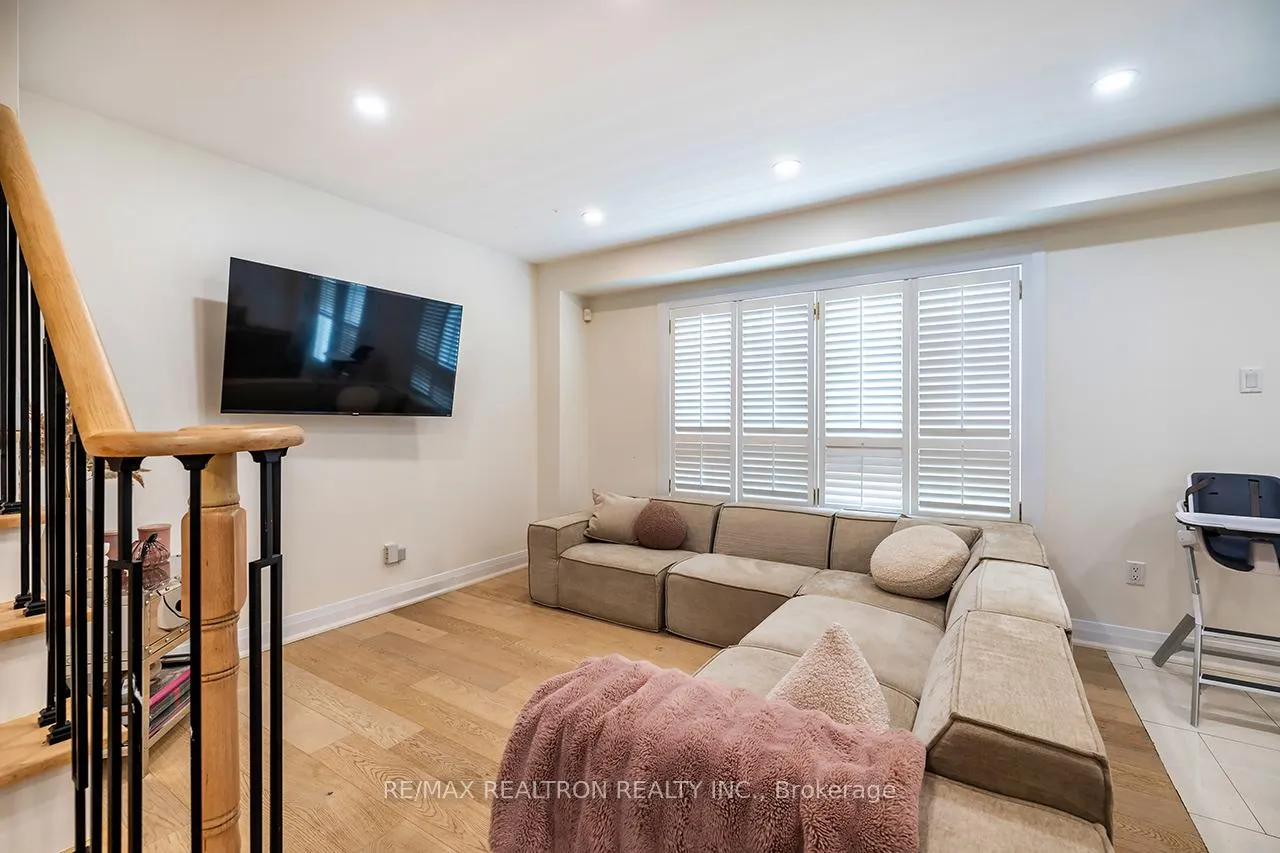 Photo 17 of Unit Upper, 14 Styles Crescent, Ajax, Northeast Ajax — HOMEH