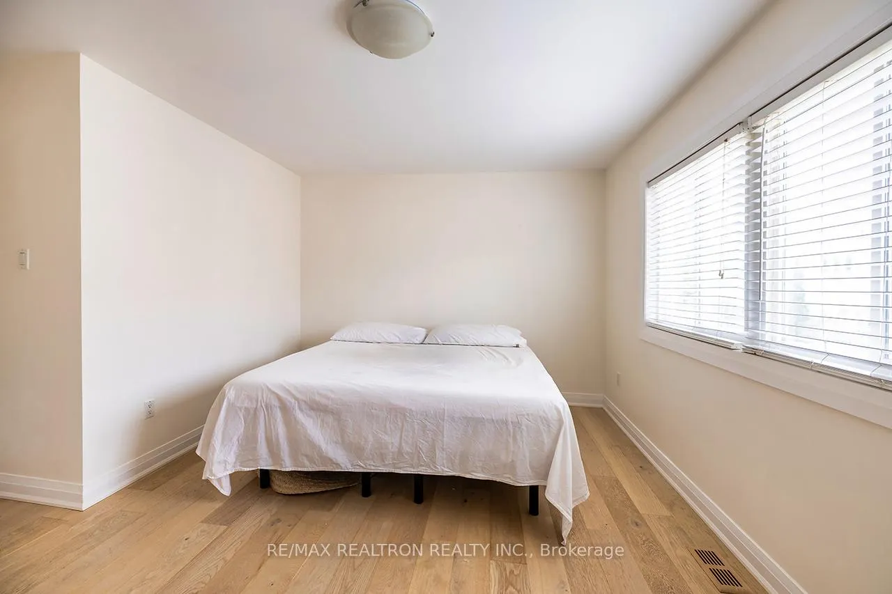 Photo 22 of Unit Upper, 14 Styles Crescent, Ajax, Northeast Ajax — HOMEH