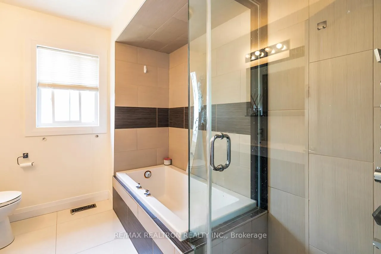 Photo 26 of Unit Upper, 14 Styles Crescent, Ajax, Northeast Ajax — HOMEH
