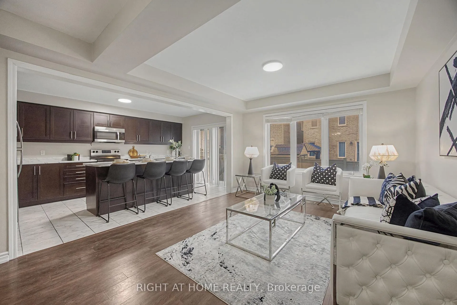 Photo 17 of 1235 Mulroney Heights, Milton, Ford — HOMEH