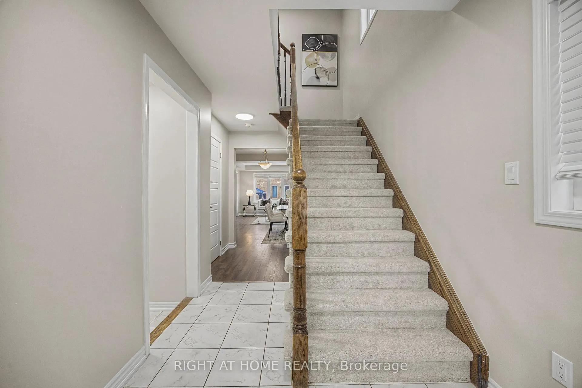 Photo 25 of 1235 Mulroney Heights, Milton, Ford — HOMEH