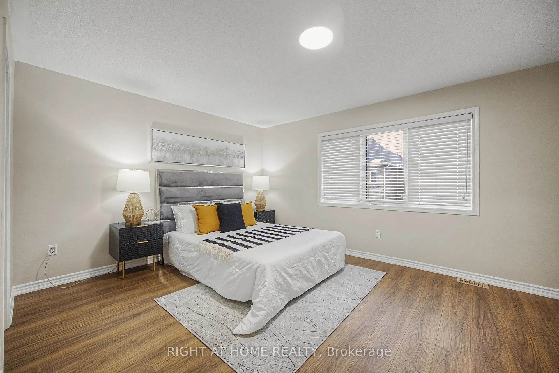 Photo 27 of 1235 Mulroney Heights, Milton, Ford — HOMEH