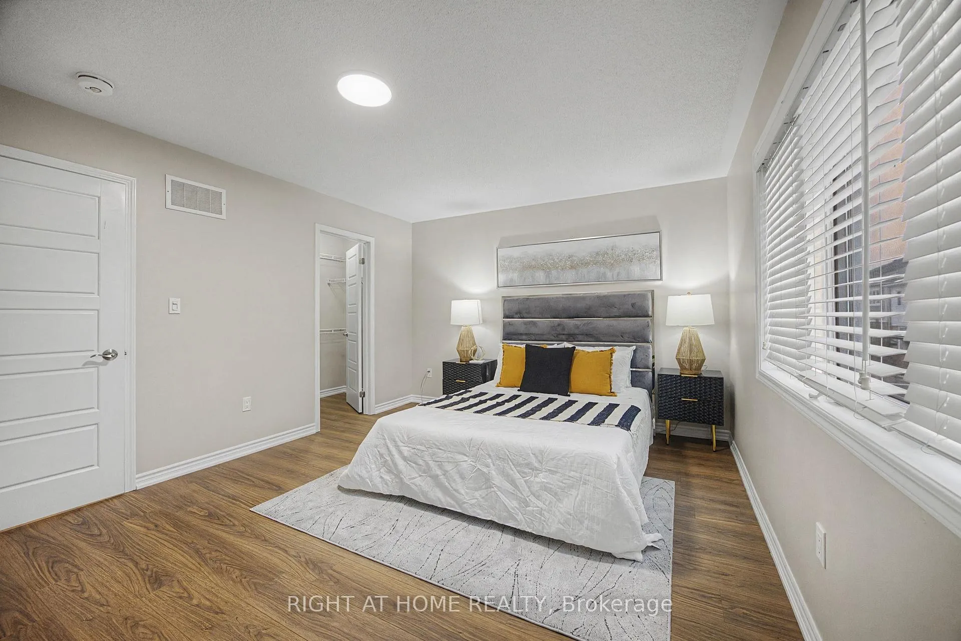 Photo 28 of 1235 Mulroney Heights, Milton, Ford — HOMEH
