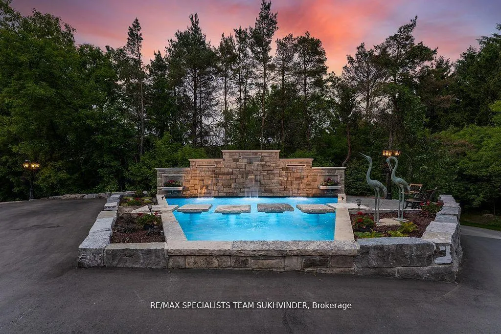 Photo 5 of 16609 Mount Wolfe Road, Caledon, Palgrave — HOMEH