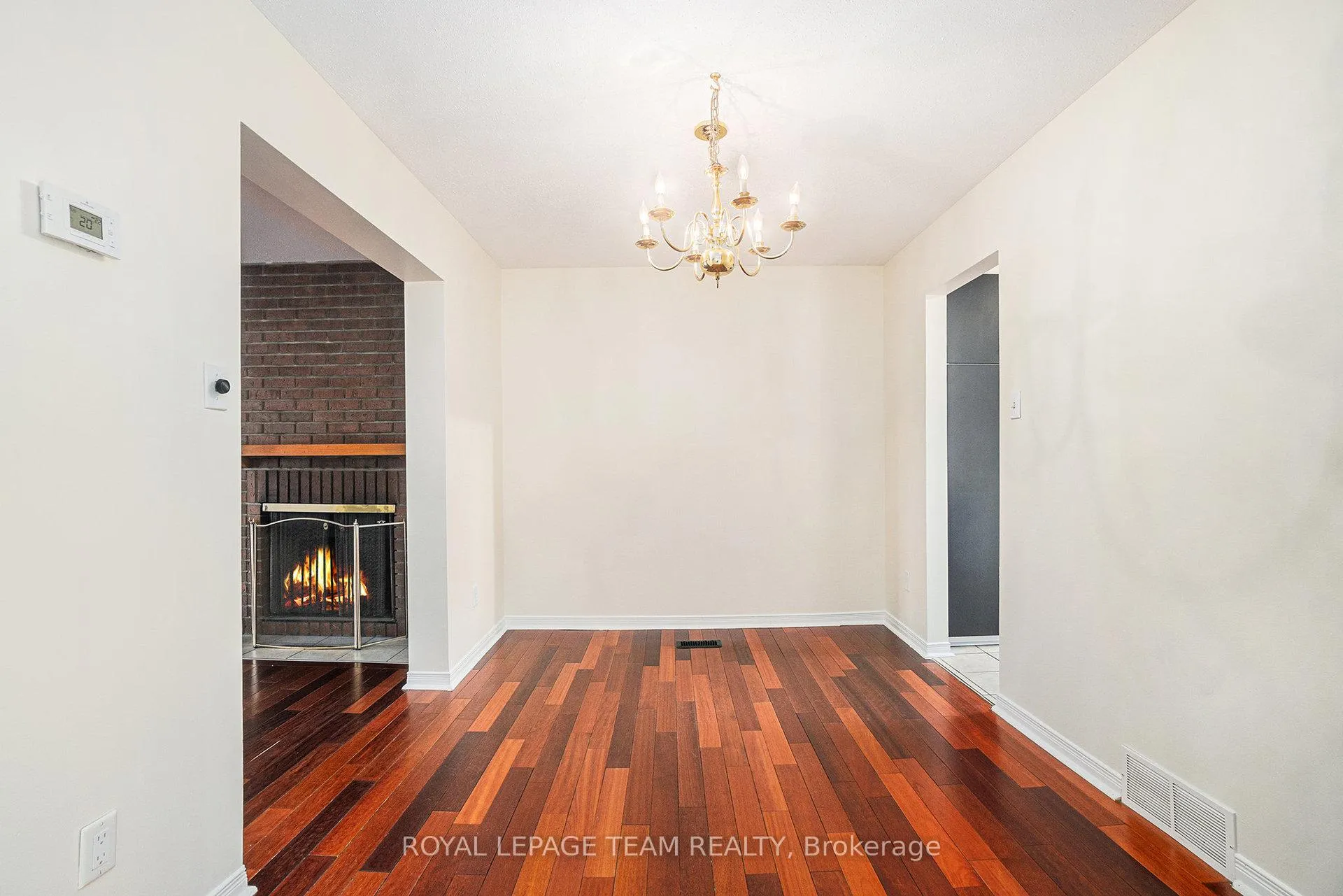Photo 5 of 440 Kintyre Private, Ottawa, Carleton Square — HOMEH