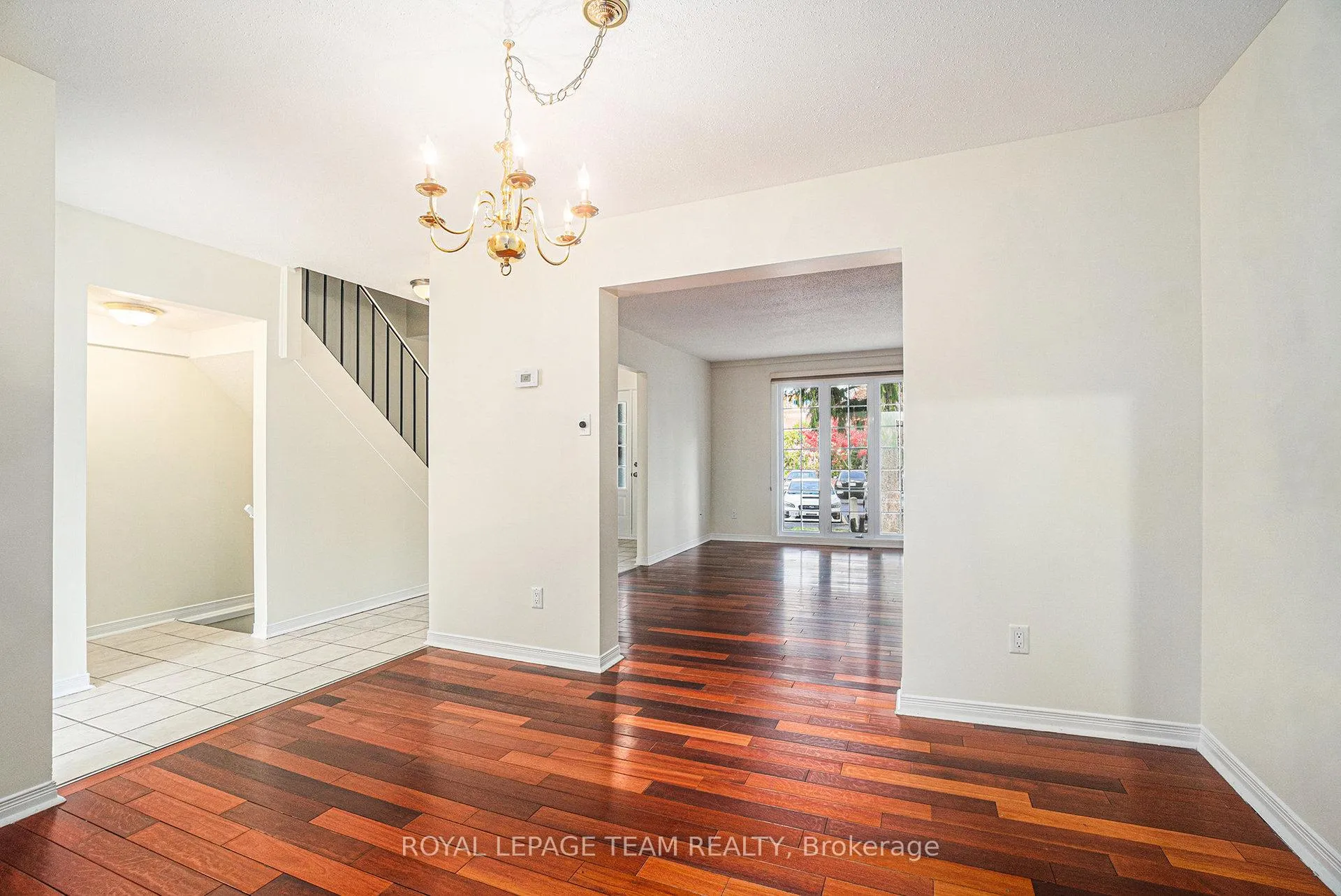 Photo 6 of 440 Kintyre Private, Ottawa, Carleton Square — HOMEH