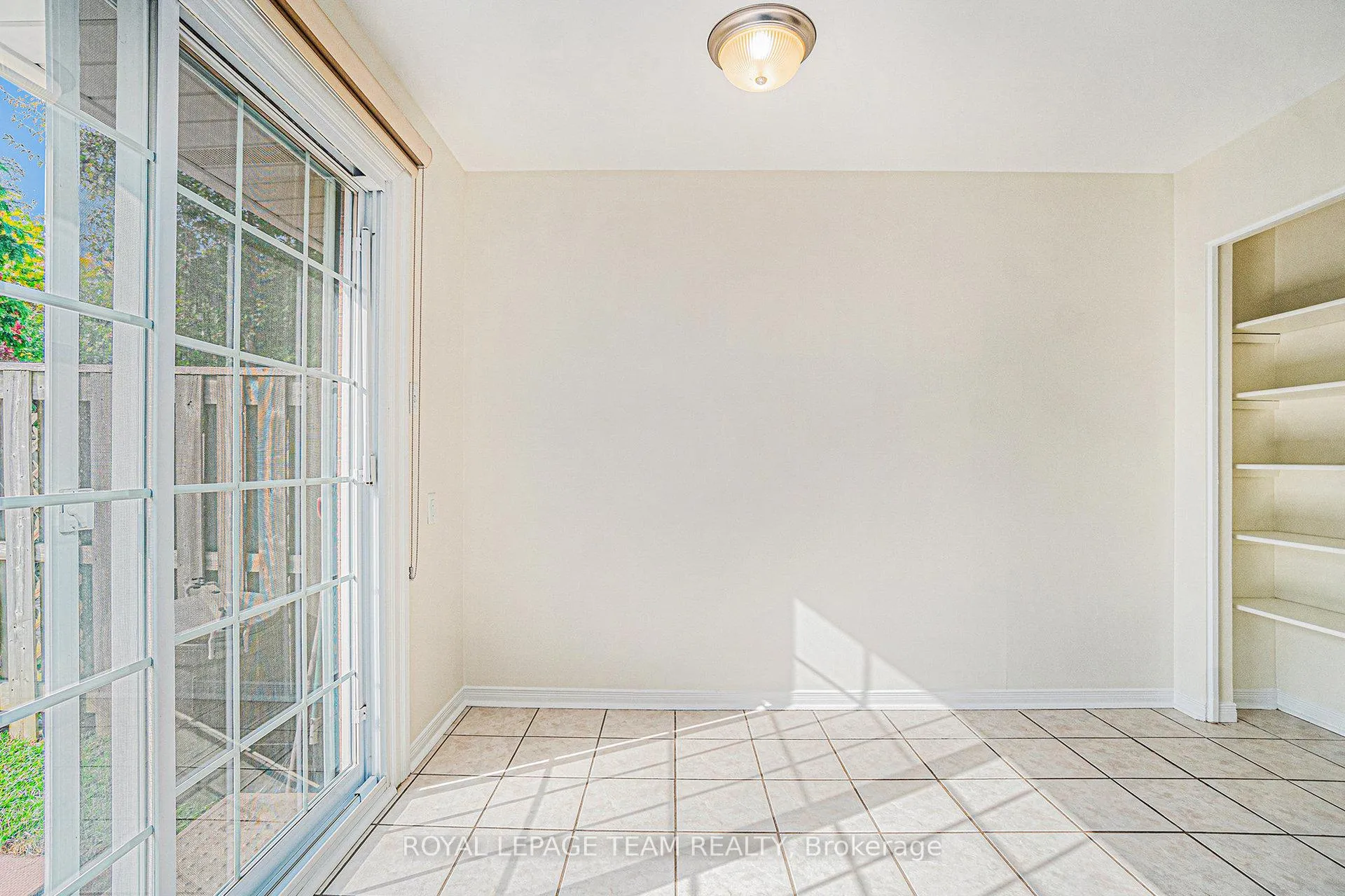 Photo 10 of 440 Kintyre Private, Ottawa, Carleton Square — HOMEH