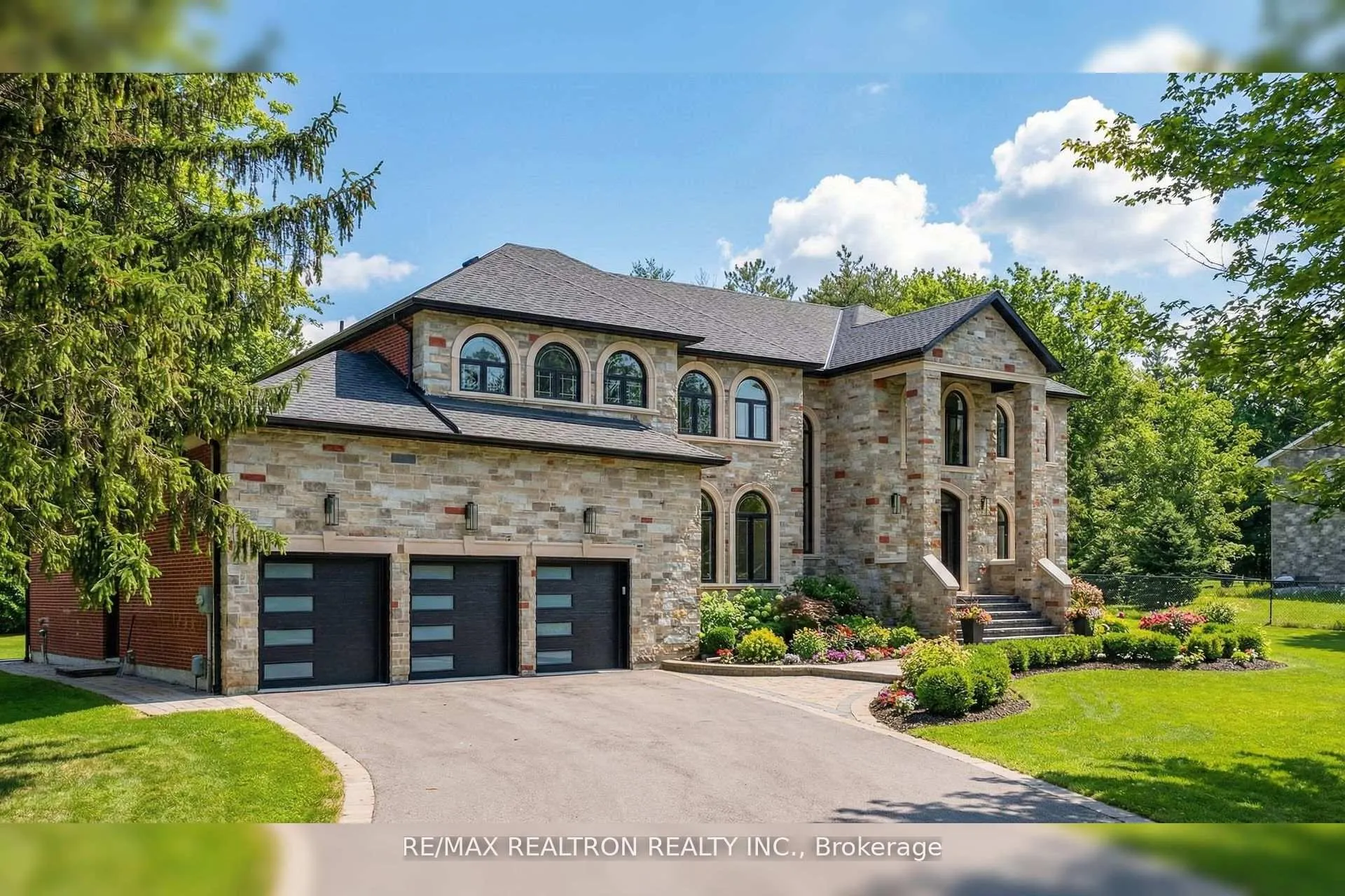 Photo 6 of 14705 Jane Street, King, Rural King — HOMEH
