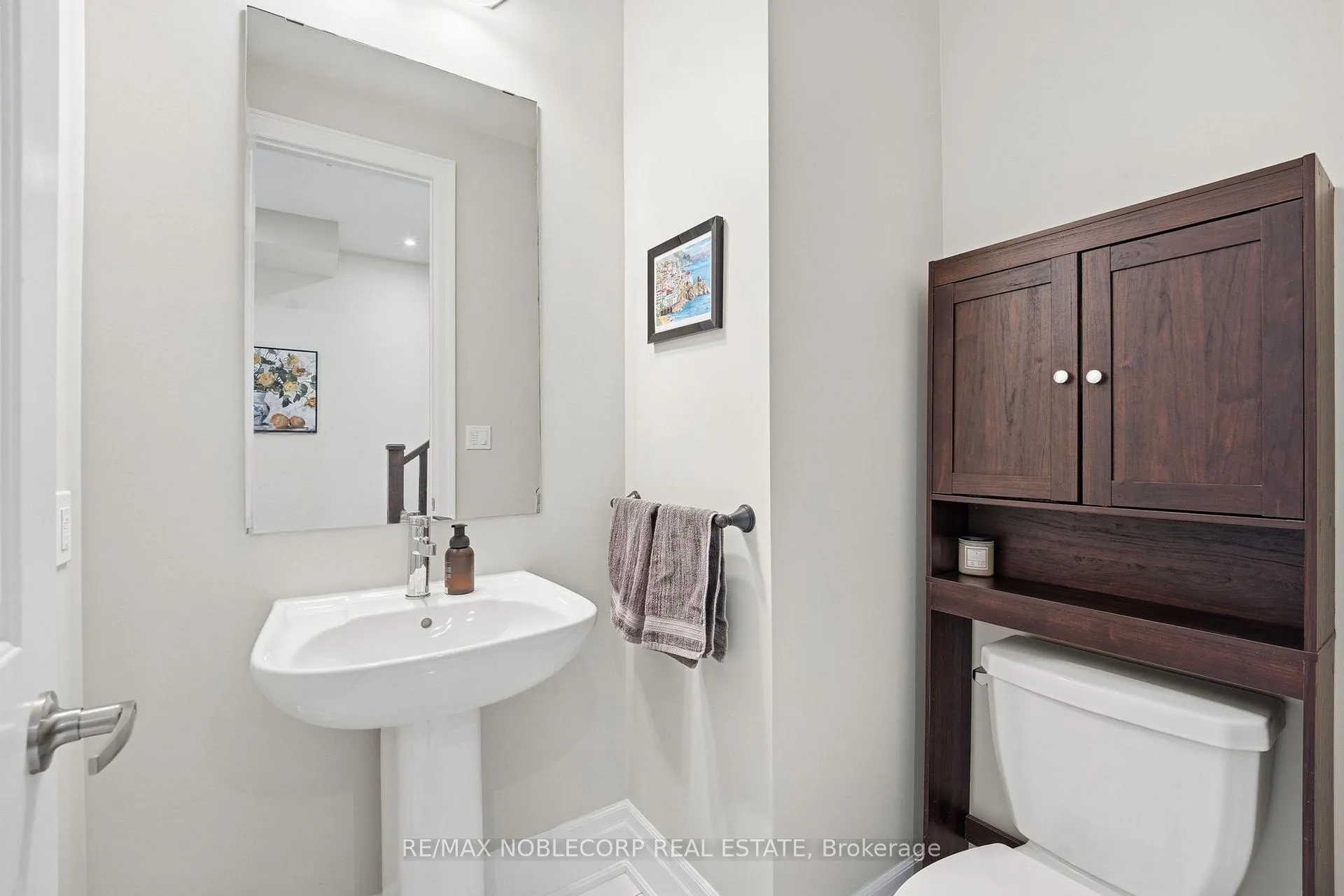 Photo 20 of 60 Tatton Court, King, King City — HOMEH