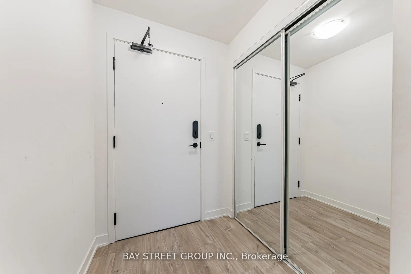 Photo 6 of Unit 1227E, 70 Princess Street, Toronto, Moss Park — HOMEH