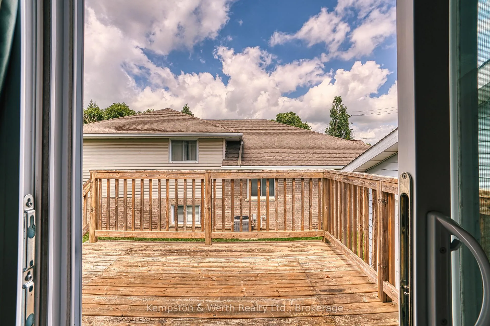Photo 15 of 718 Edgar Street W, North Perth, Listowel — HOMEH
