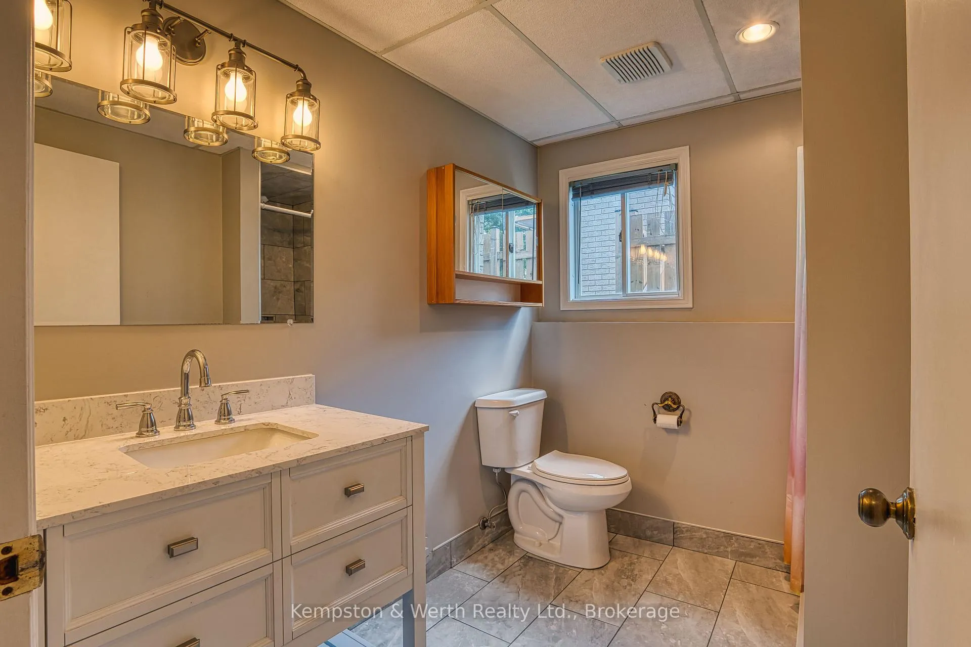 Photo 29 of 718 Edgar Street W, North Perth, Listowel — HOMEH