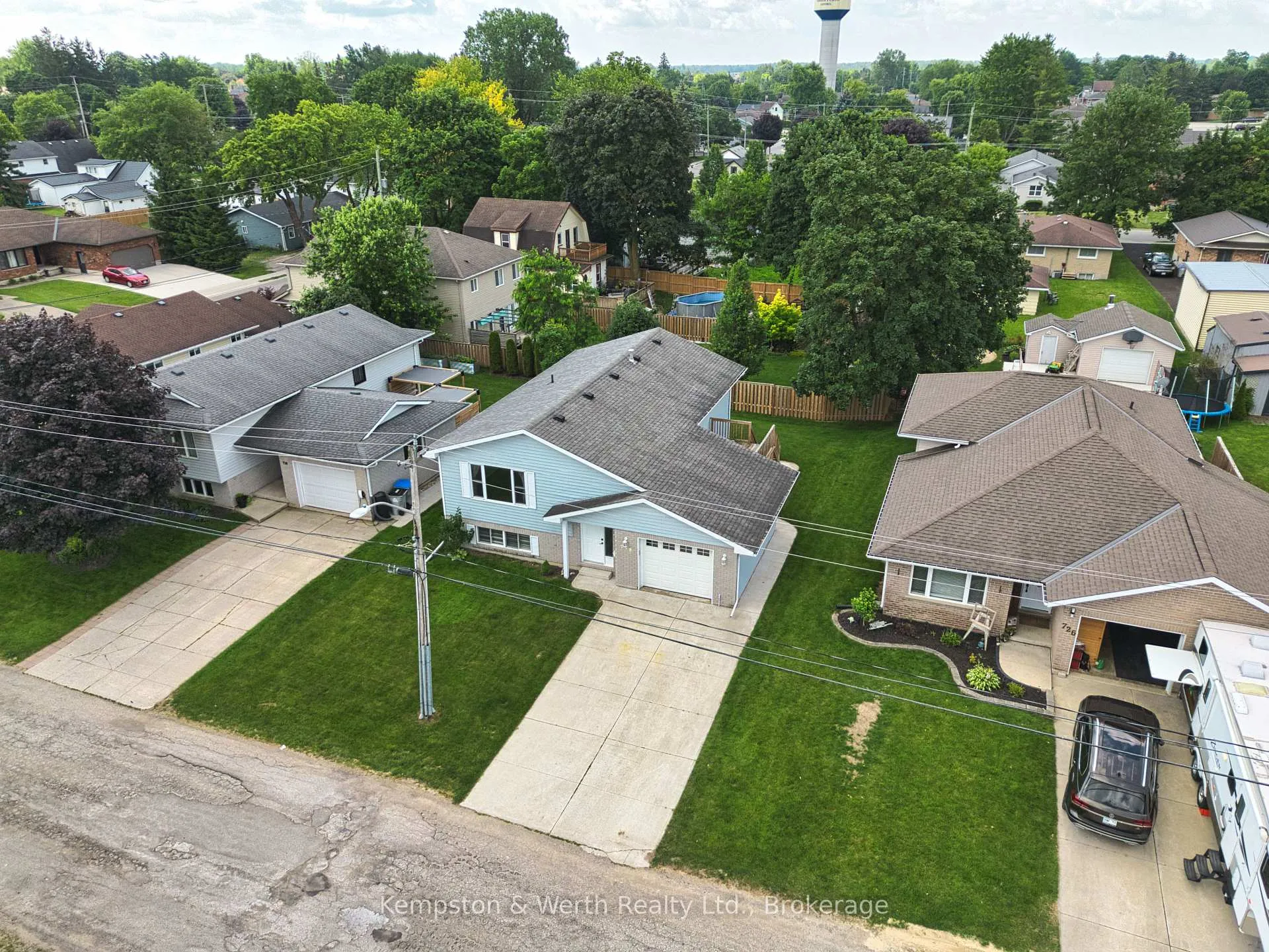 Photo 40 of 718 Edgar Street W, North Perth, Listowel — HOMEH