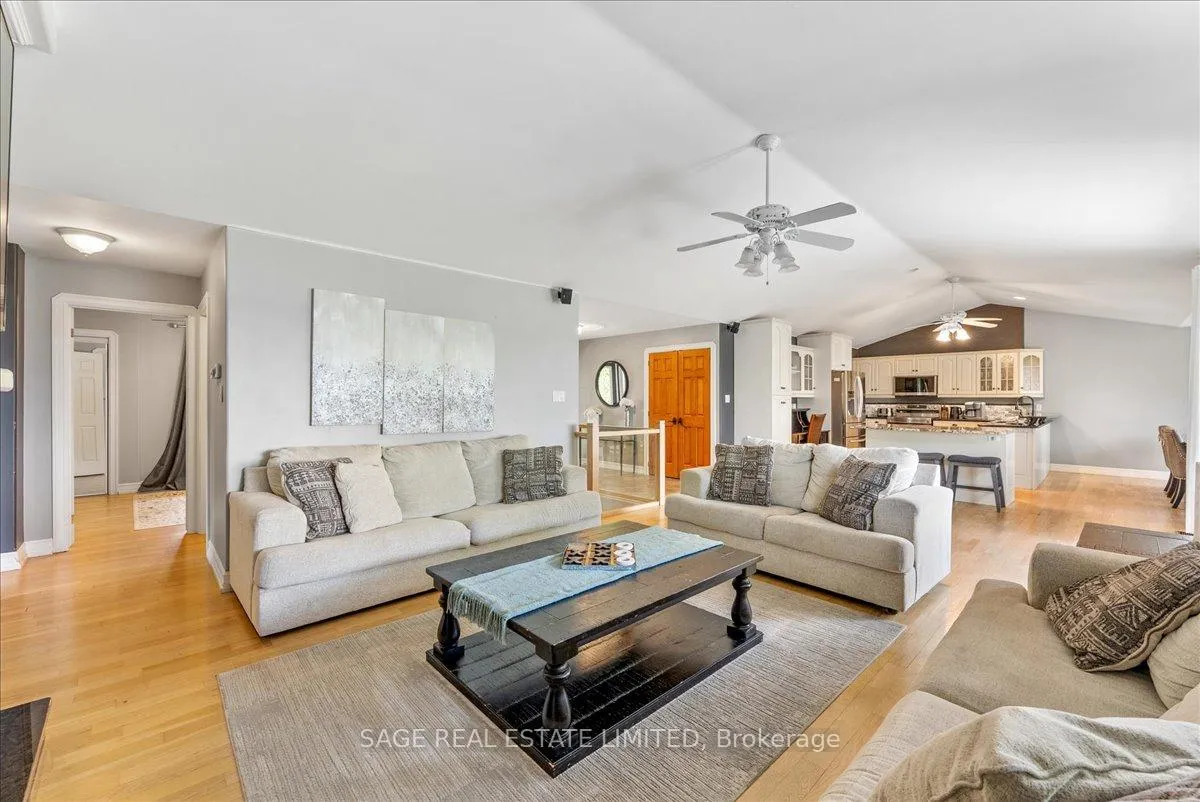 Photo 6 of 1634 Morris Avenue, Selwyn — HOMEH