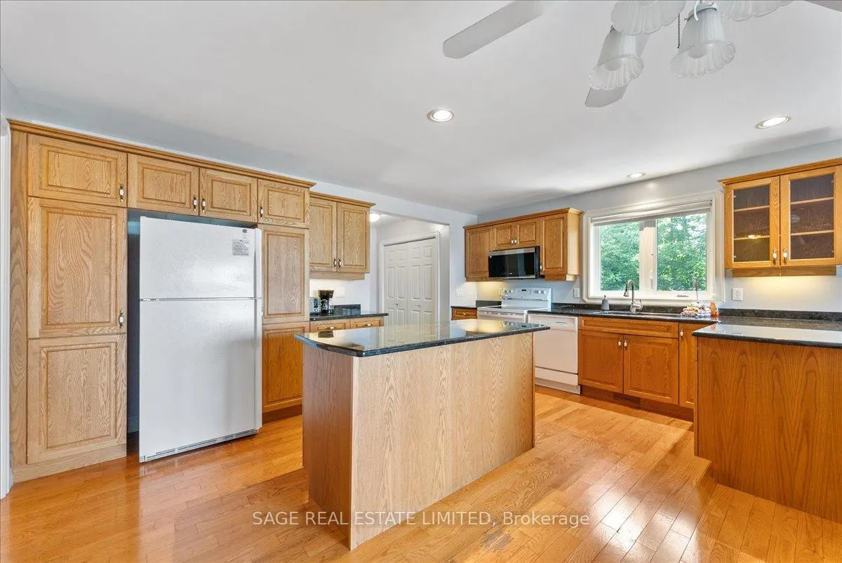 Photo 25 of 1634 Morris Avenue, Selwyn — HOMEH