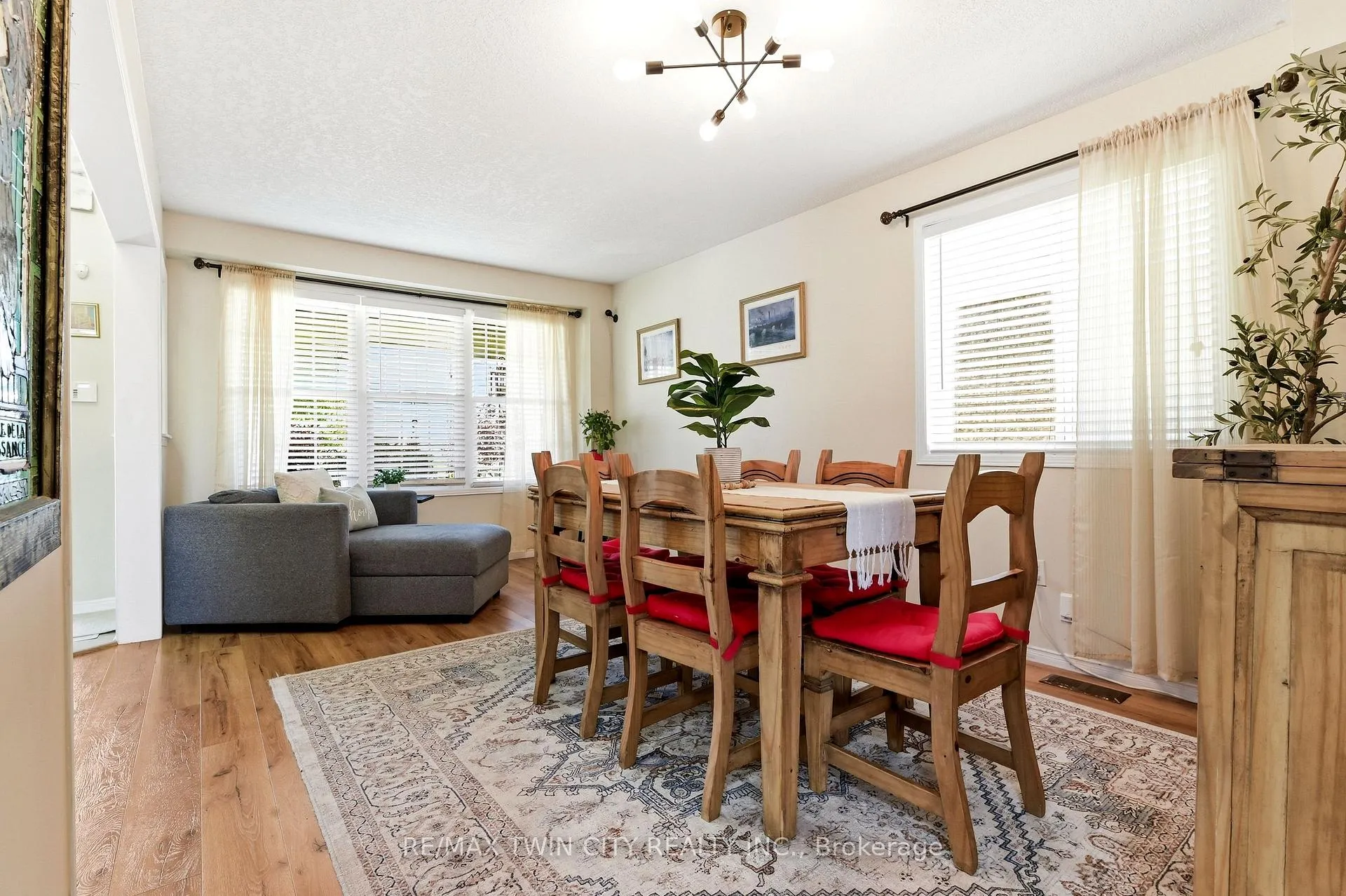 Photo 5 of 6 Jones Lane, Brantford, Empire South — HOMEH