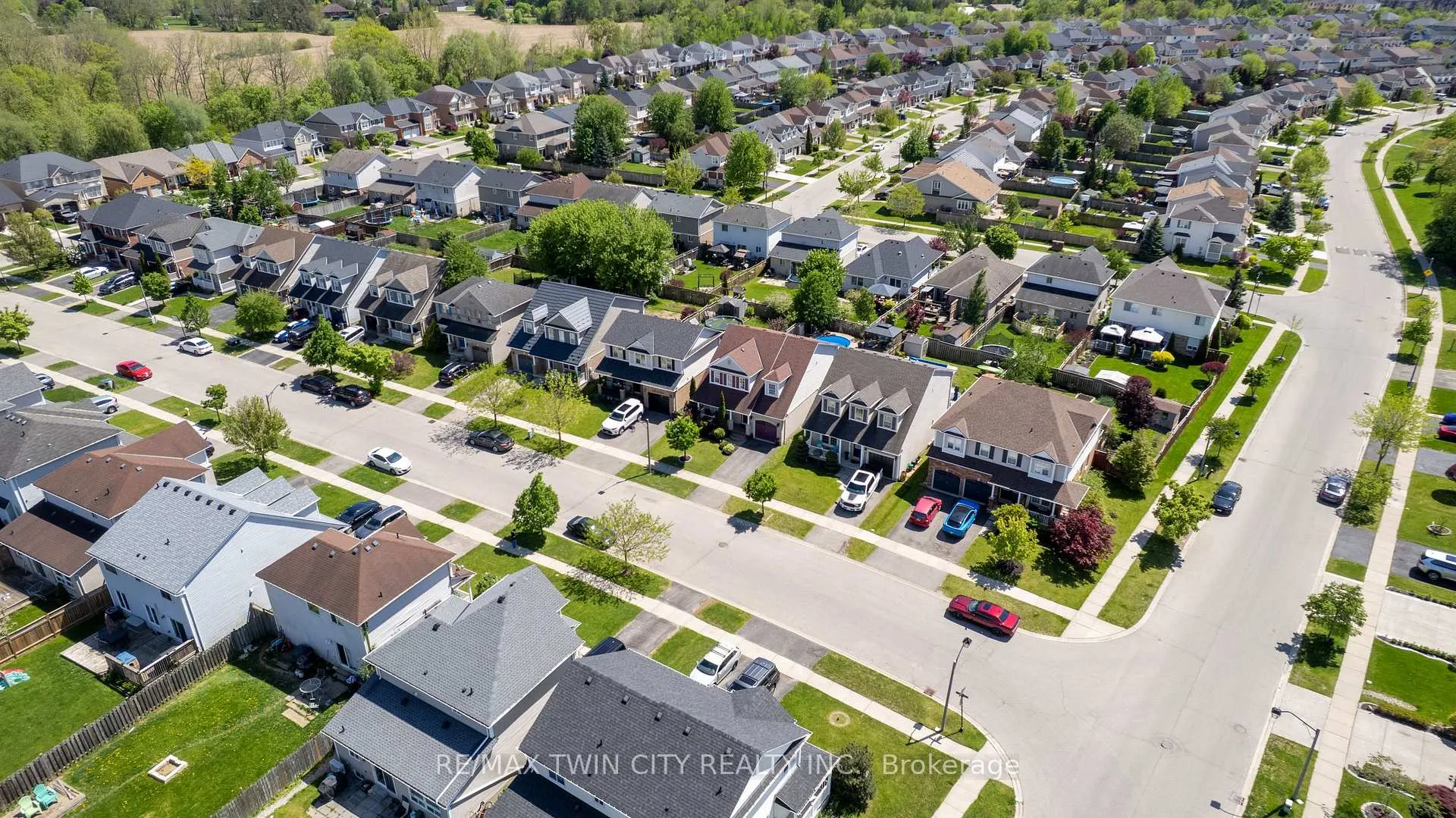 Photo 39 of 6 Jones Lane, Brantford, Empire South — HOMEH