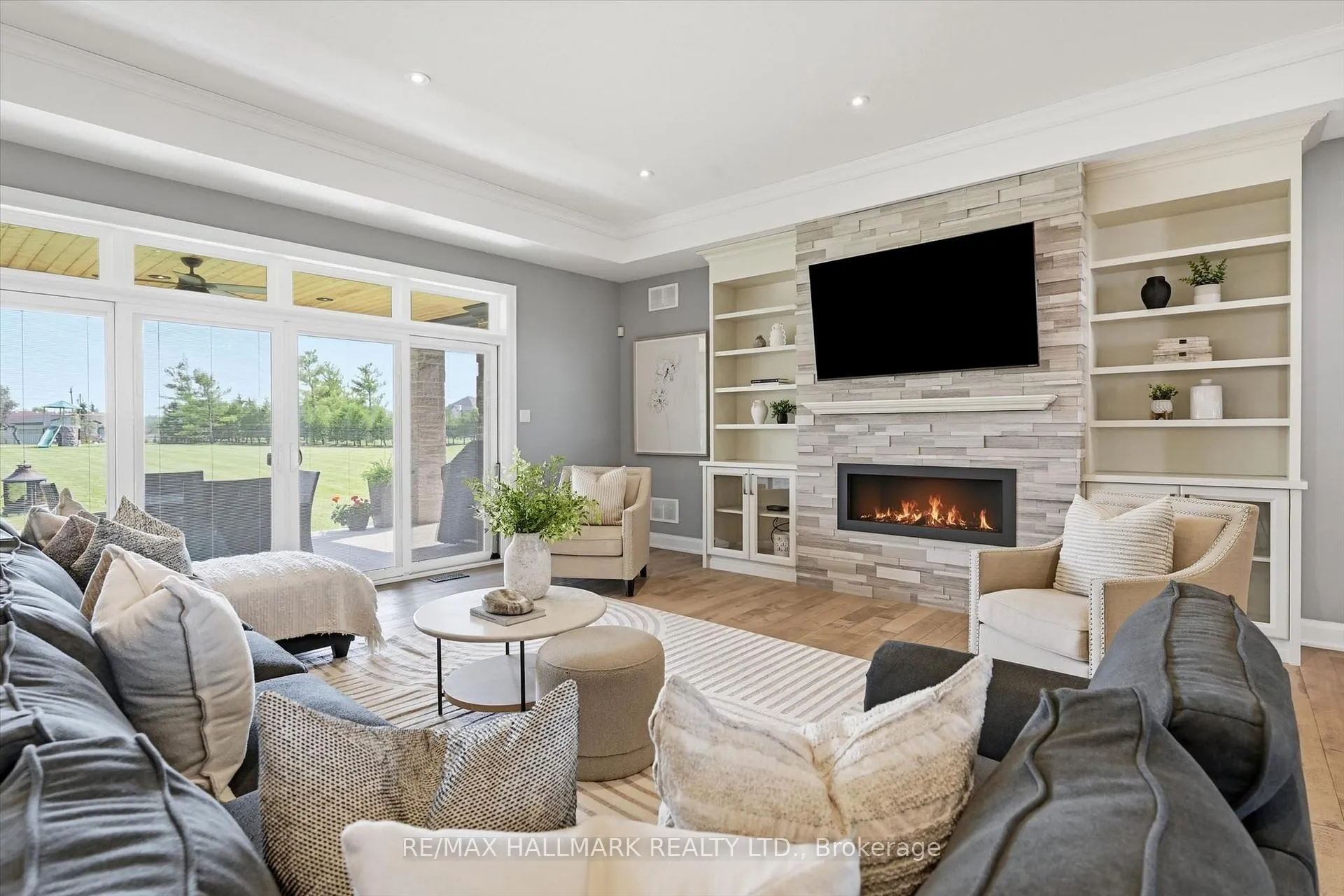 Photo 7 of 18 Kramer Court, Haldimand — HOMEH