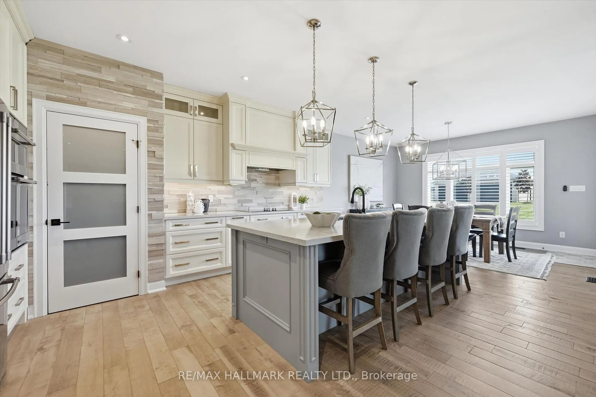 Photo 11 of 18 Kramer Court, Haldimand — HOMEH