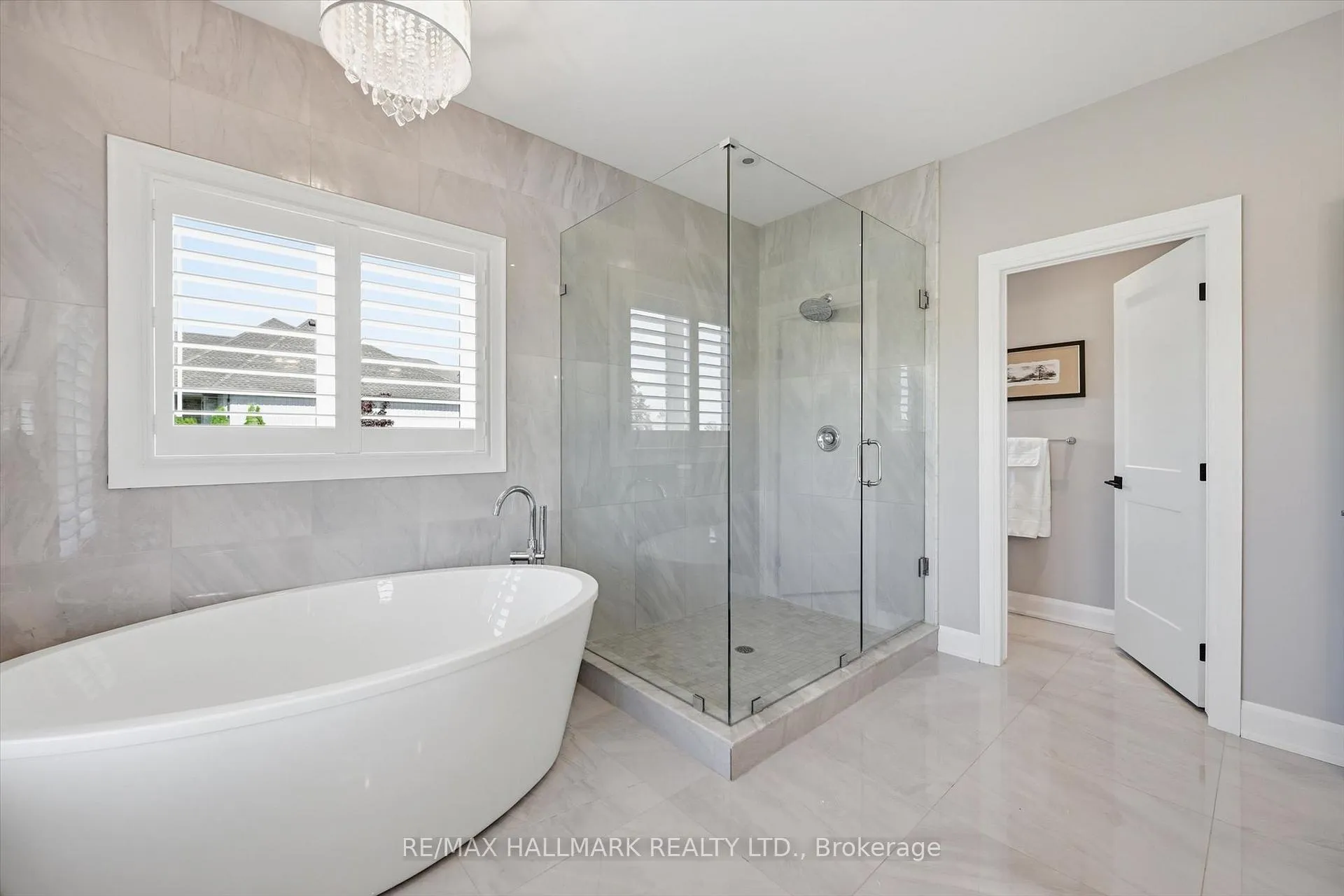Photo 24 of 18 Kramer Court, Haldimand — HOMEH